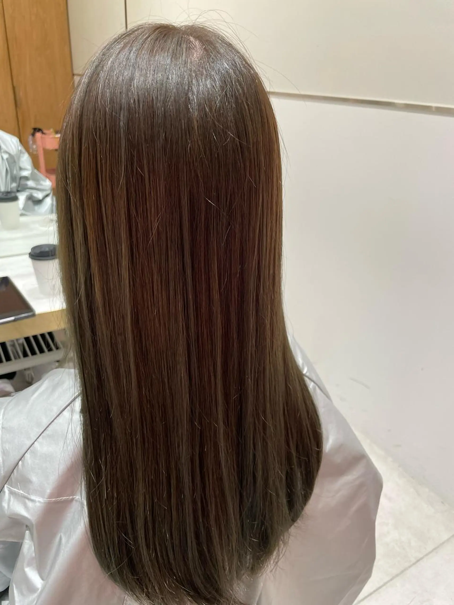 カラー カット ヘアカラー トリートメント レイヤー/顔周り /透明感/TAKUのヘアスタイル