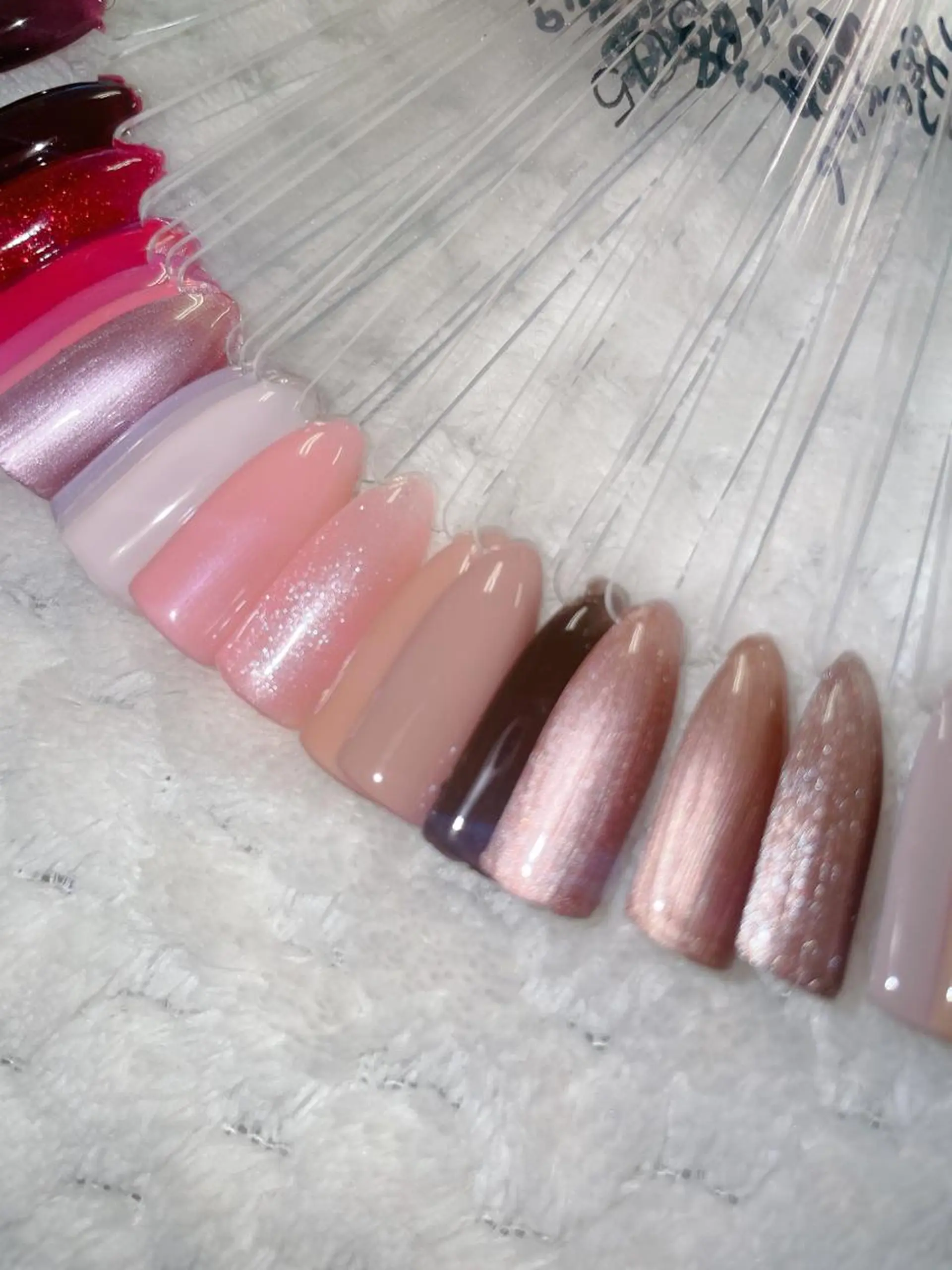 ネイル KIREIE Chinatsuのネイルデザイン