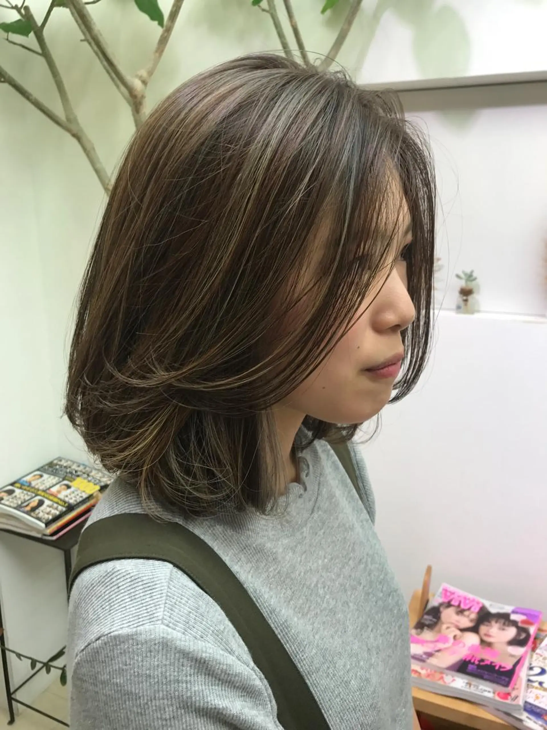 ミディアム カラー ヘアカラー トリートメント 平田 健一のヘアスタイル