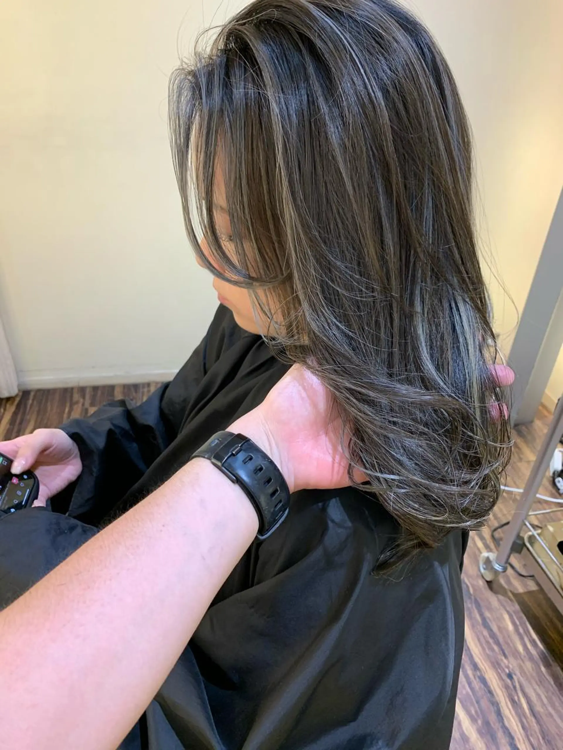 ミディアム カラー ハイライトカラー ハイライト 髪質改善サロン 心斎橋ARCHEのヘアスタイル