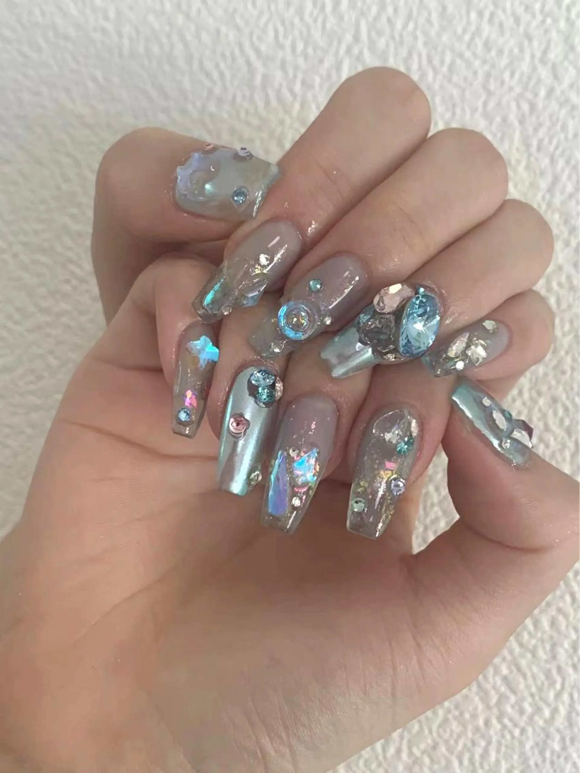 ネイル MoaNail🫶 Yoshiのネイルデザイン
