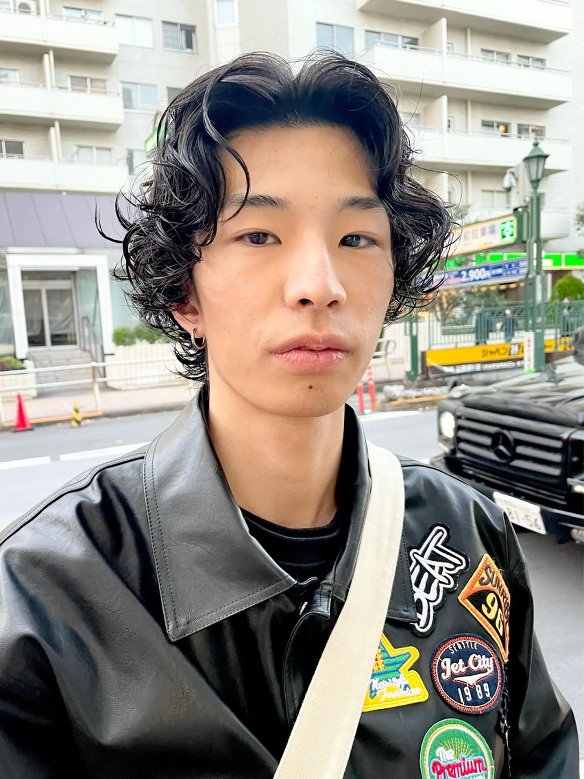 ショート カラー パーマ ヘアアレンジ メンズ メンズバレイヤージュ メンズブリーチ センターパート フェードカット メンズハイライト ハイトーン/レイヤー 🌸さくらのヘアスタイル
