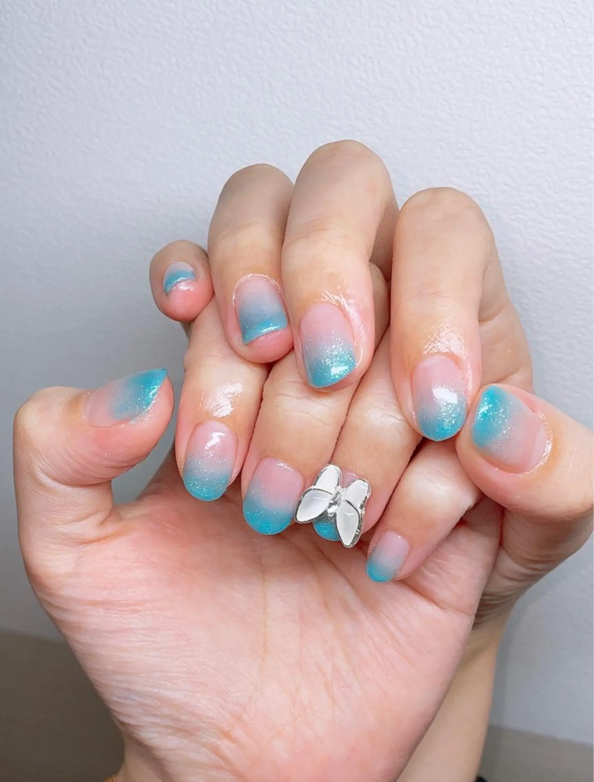 ネイル VIERU 🌈🎀💖のネイルデザイン