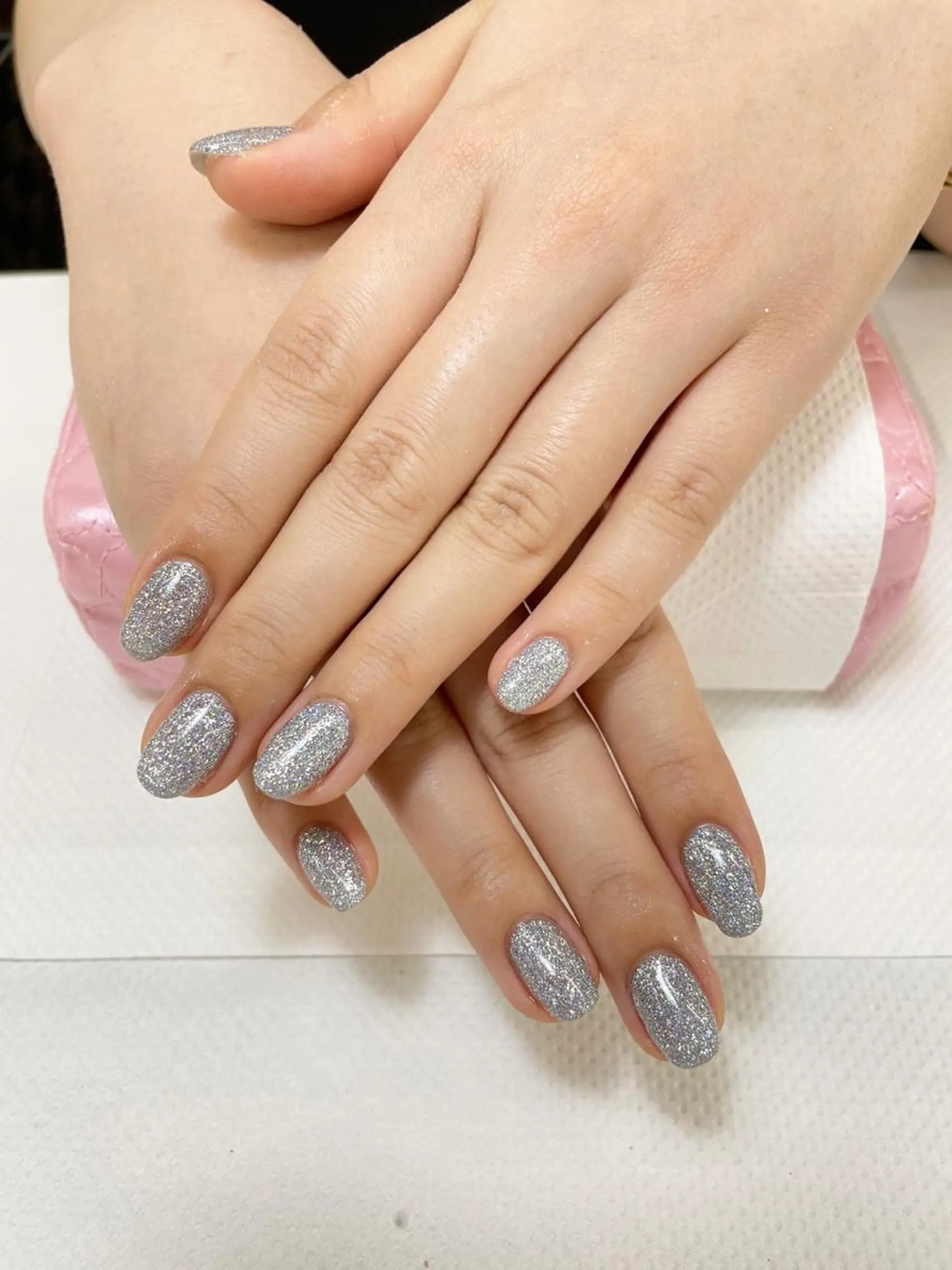 ネイル ジェルネイル グラデーション ラメ(グリッター) ワンカラーネイル ハンドネイル ᴷᴬᵀᴬᴳᴵᴿᴵ🧸 【MAXKELLY】のネイルデザイン