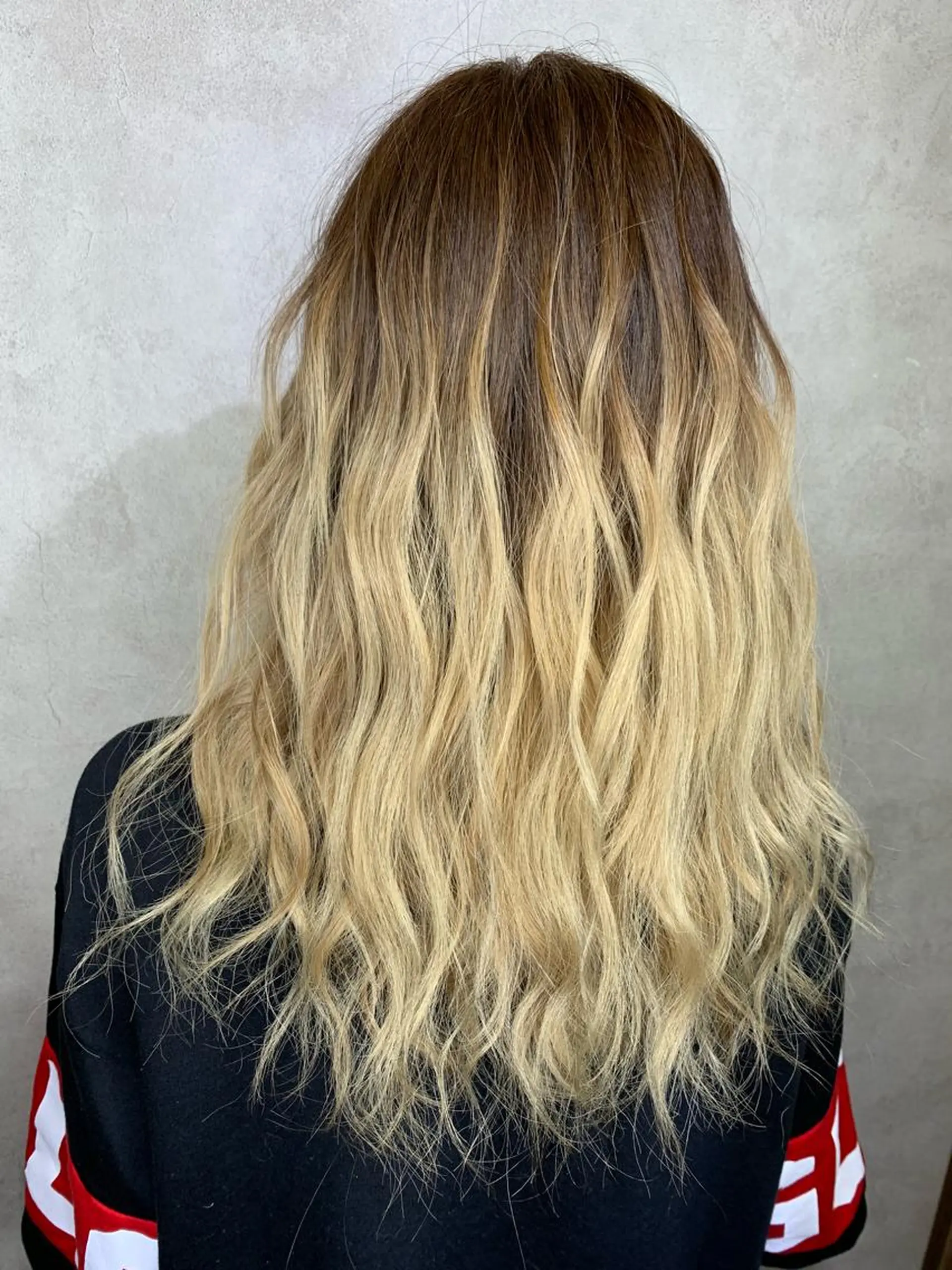 セミロング ヘアカラー トリートメント BuzZ所属・西村 雄二/エクステのヘアスタイル