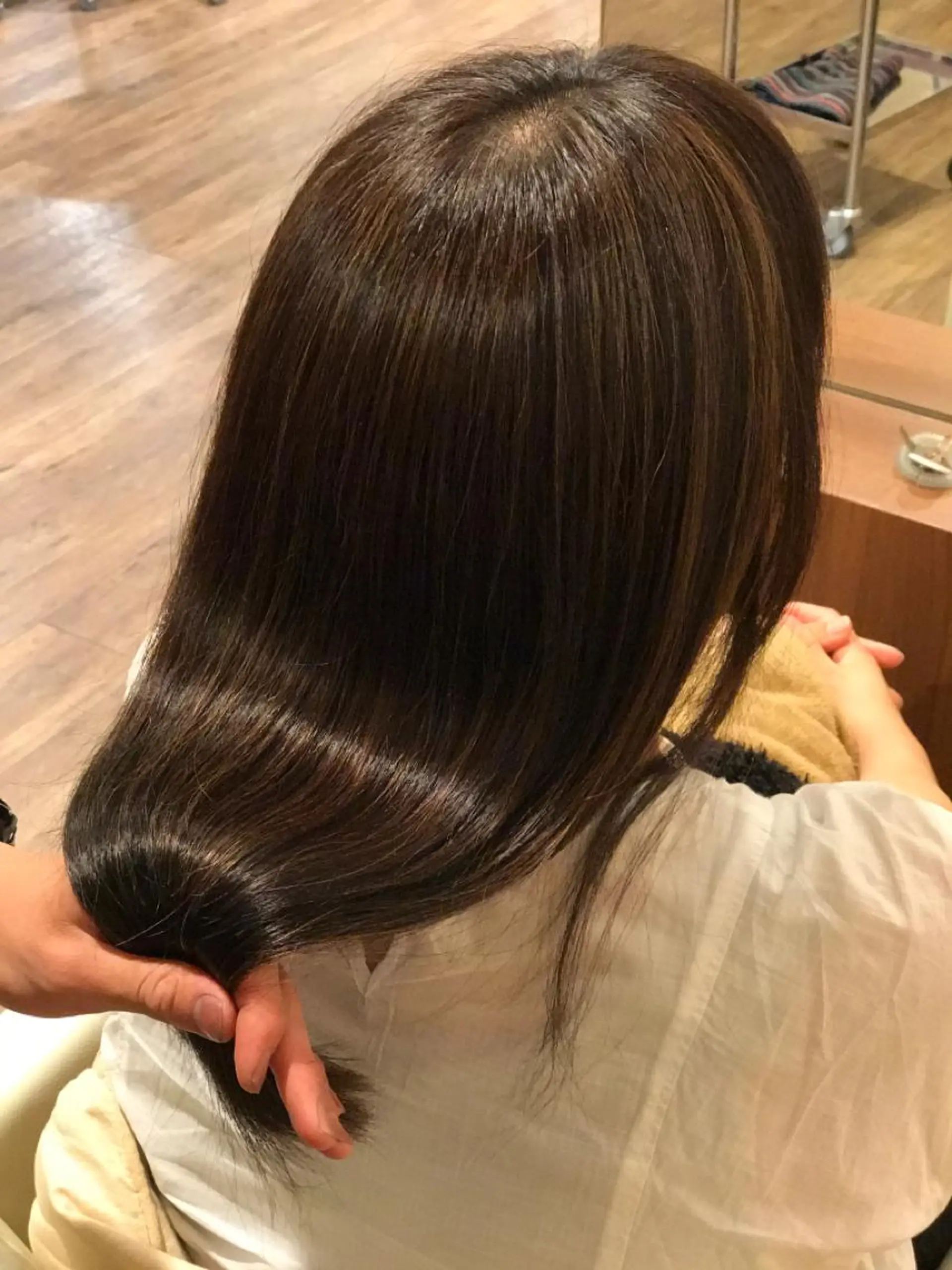 ミディアム 髪質改善 トリートメント カット講師 久保匠のヘアスタイル