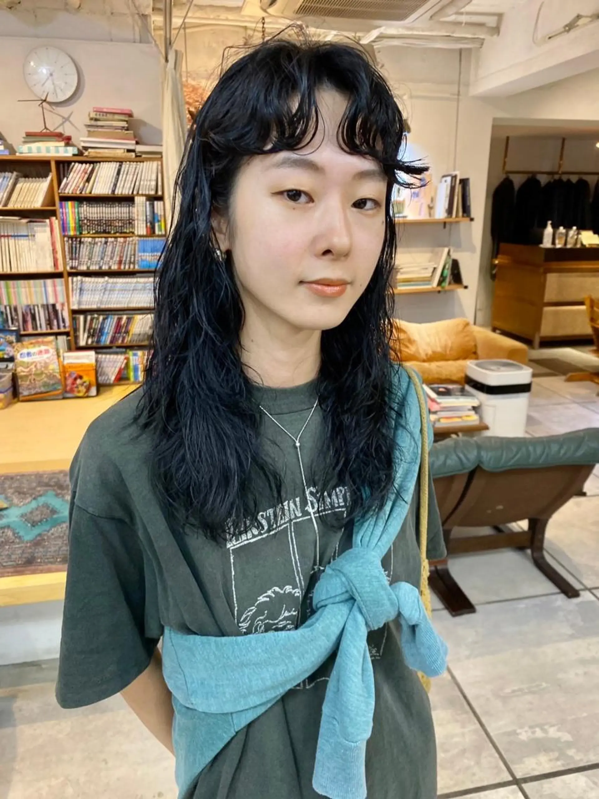 ミディアム パーマ カラー ショートボブ ミディアムパーマ アディクシーカラー ブリーチ ケアブリーチ カット ヘアカラー トリートメント CEINE OURのヘアスタイル
