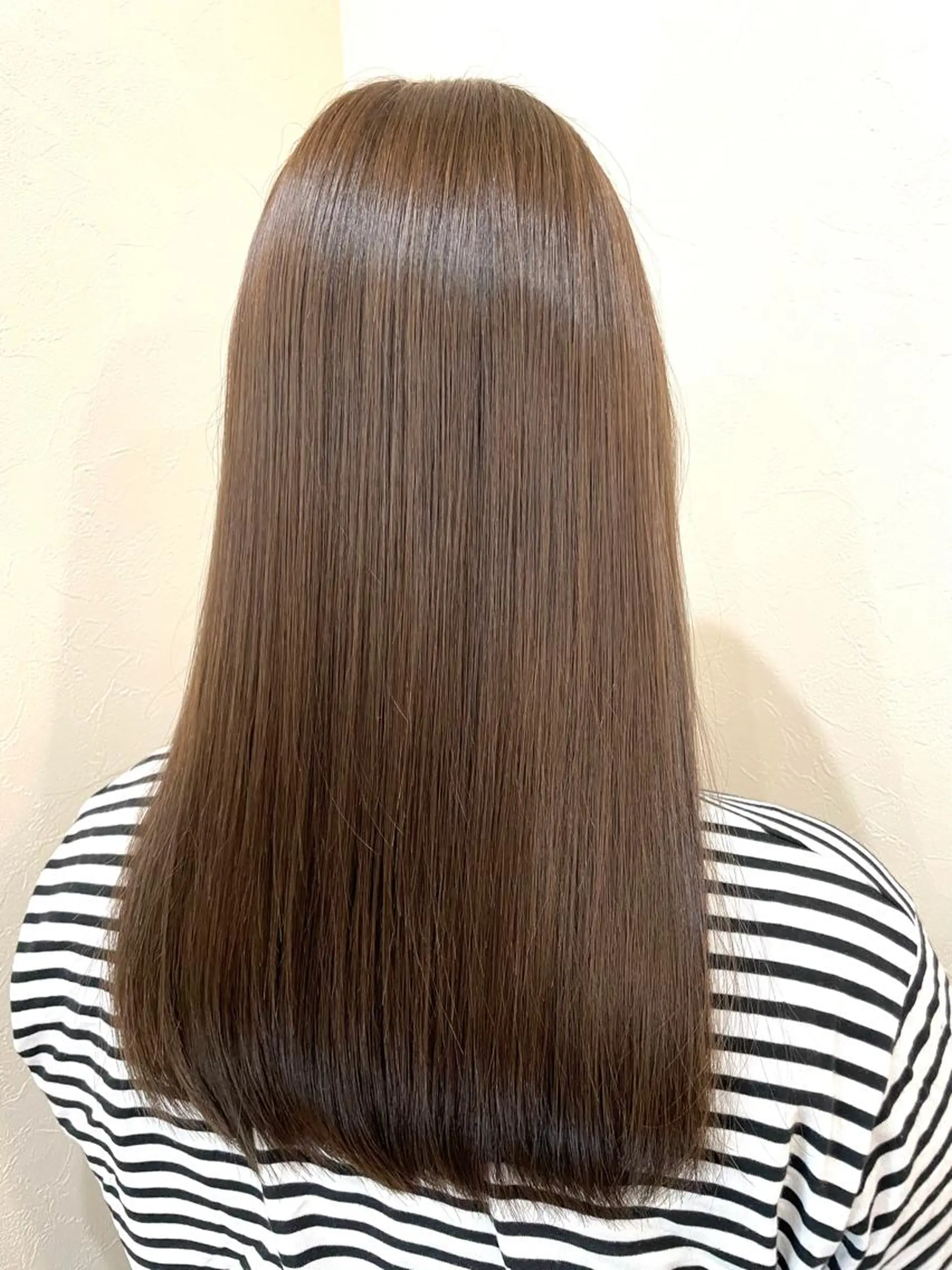 ロング カラー アッシュ 髪質改善 菊池紳吾のヘアスタイル