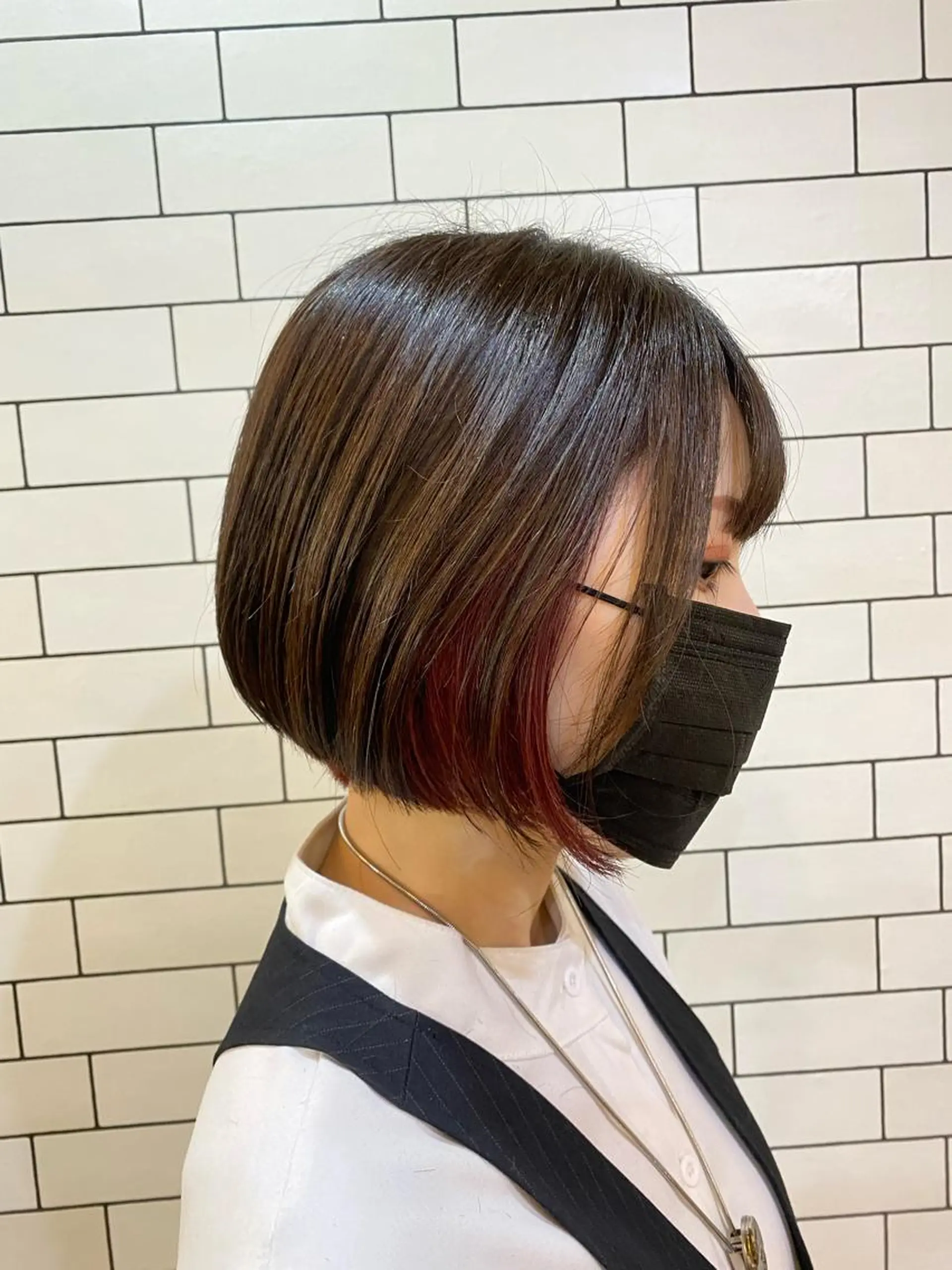 ショート カラー カット ヘアカラー トリートメント TAI透明カラー 柔らかい縮毛矯正のヘアスタイル