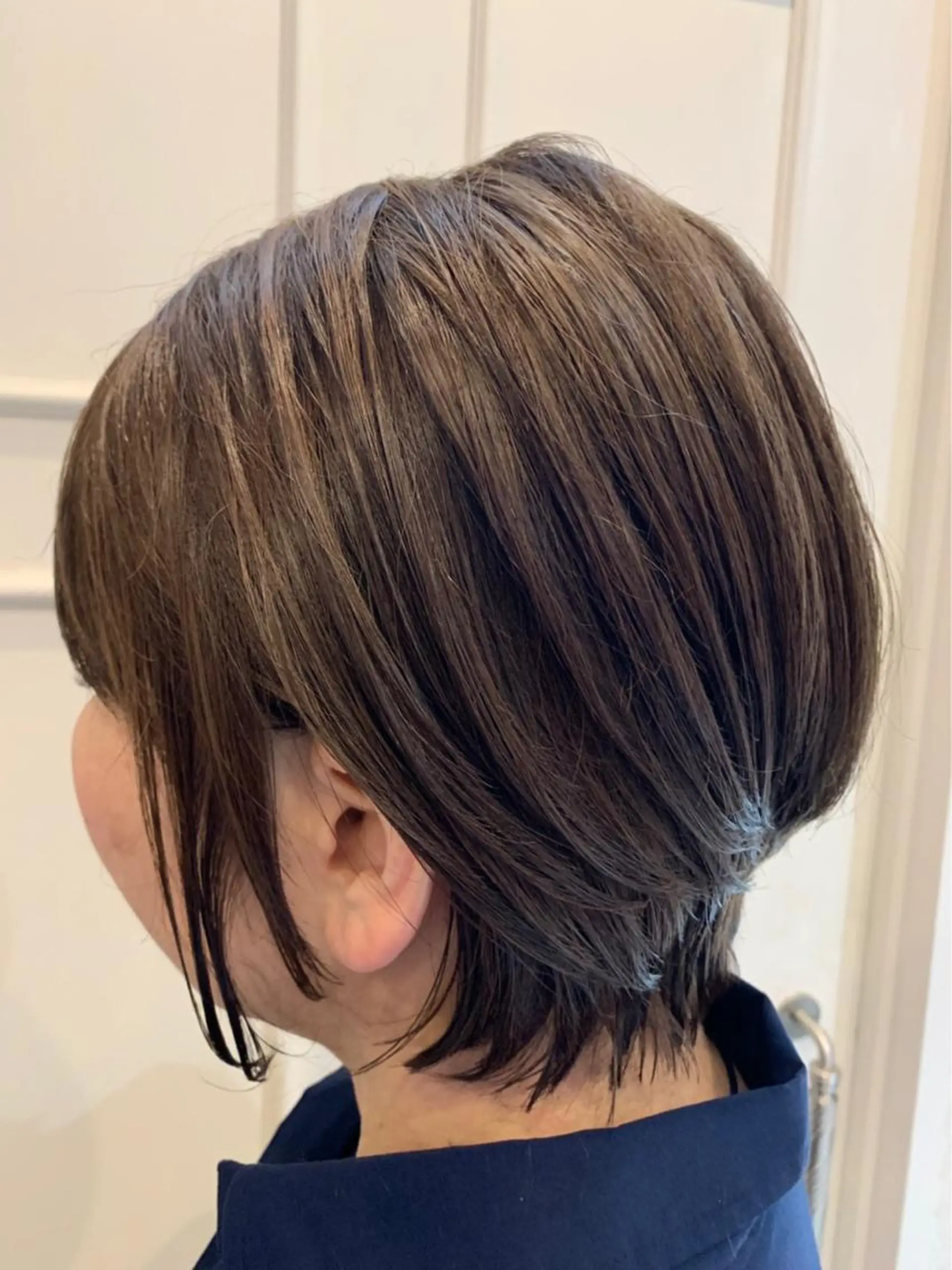 ショート カラー アッシュ ベージュカラー ショートヘア Blanco Color&Careのヘアスタイル