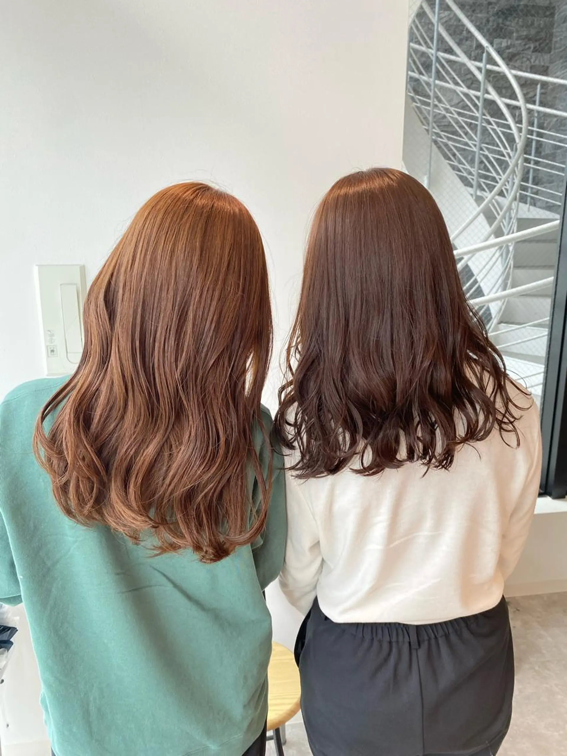 セミロング カラー ブリーチ ブリーチなしカラー 卒業式のヘアスタイル ヘアカラー オスズ 🎀´-のヘアスタイル