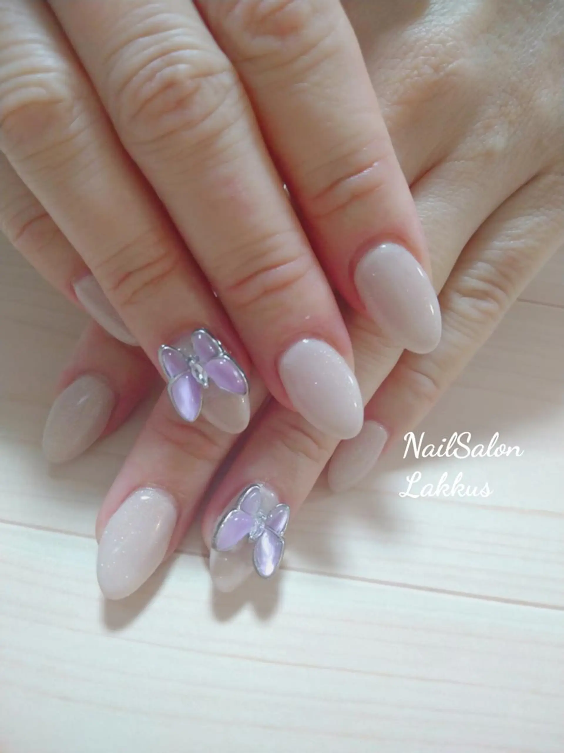 ネイル Lakkus N－Aのネイルデザイン