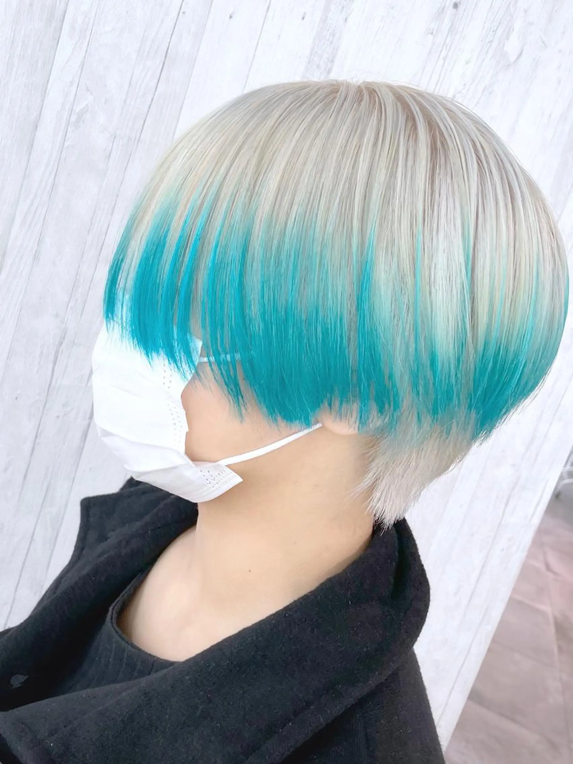 ミディアム カラー ☁️ケアブリーチ￤ ウルフ￤Shioriのヘアスタイル