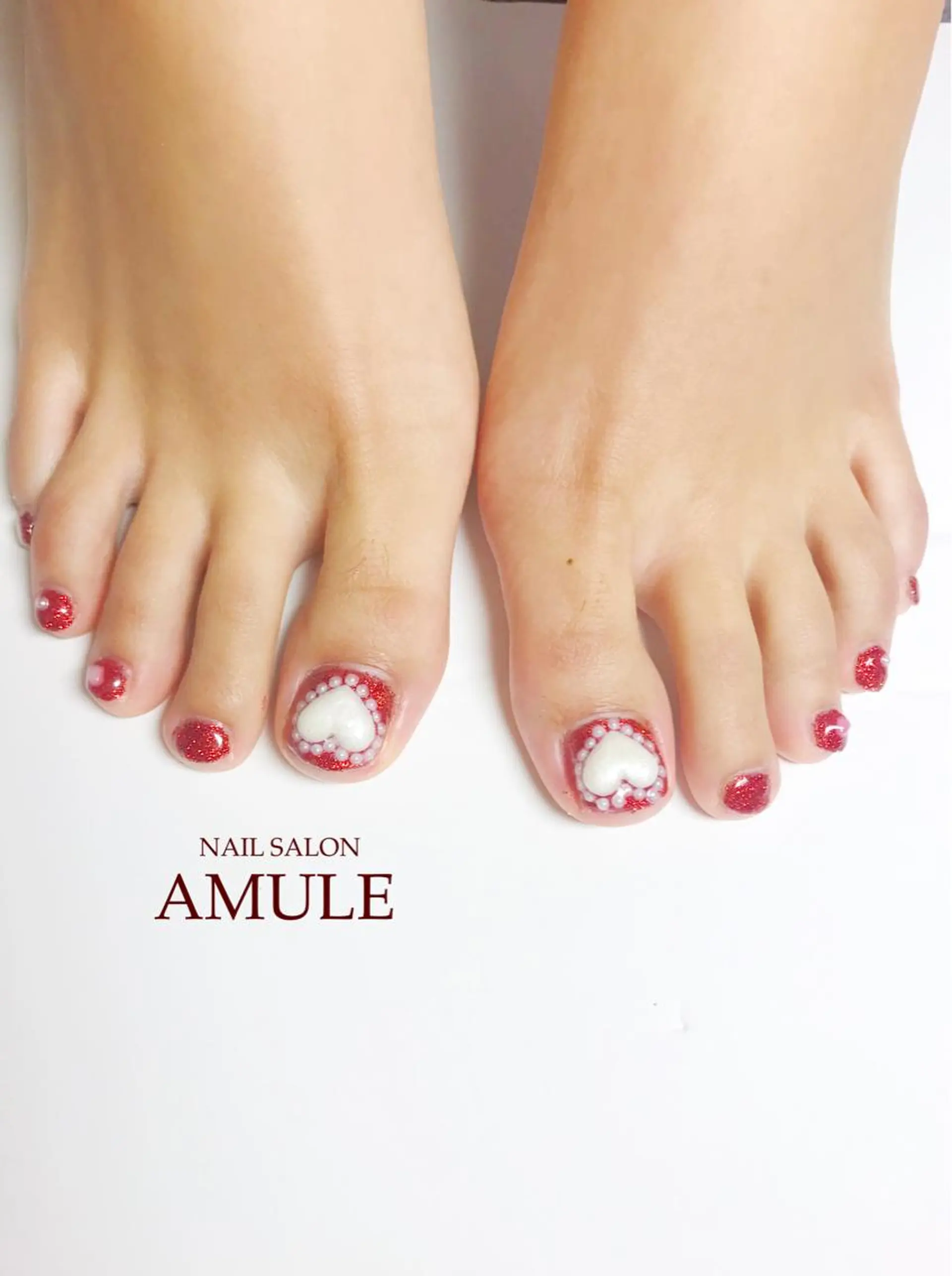 ネイル フットネイル ジェルネイル ハート ラメ(グリッター) ワンカラーネイル フットネイル NAILSALON AMULEのネイルデザイン