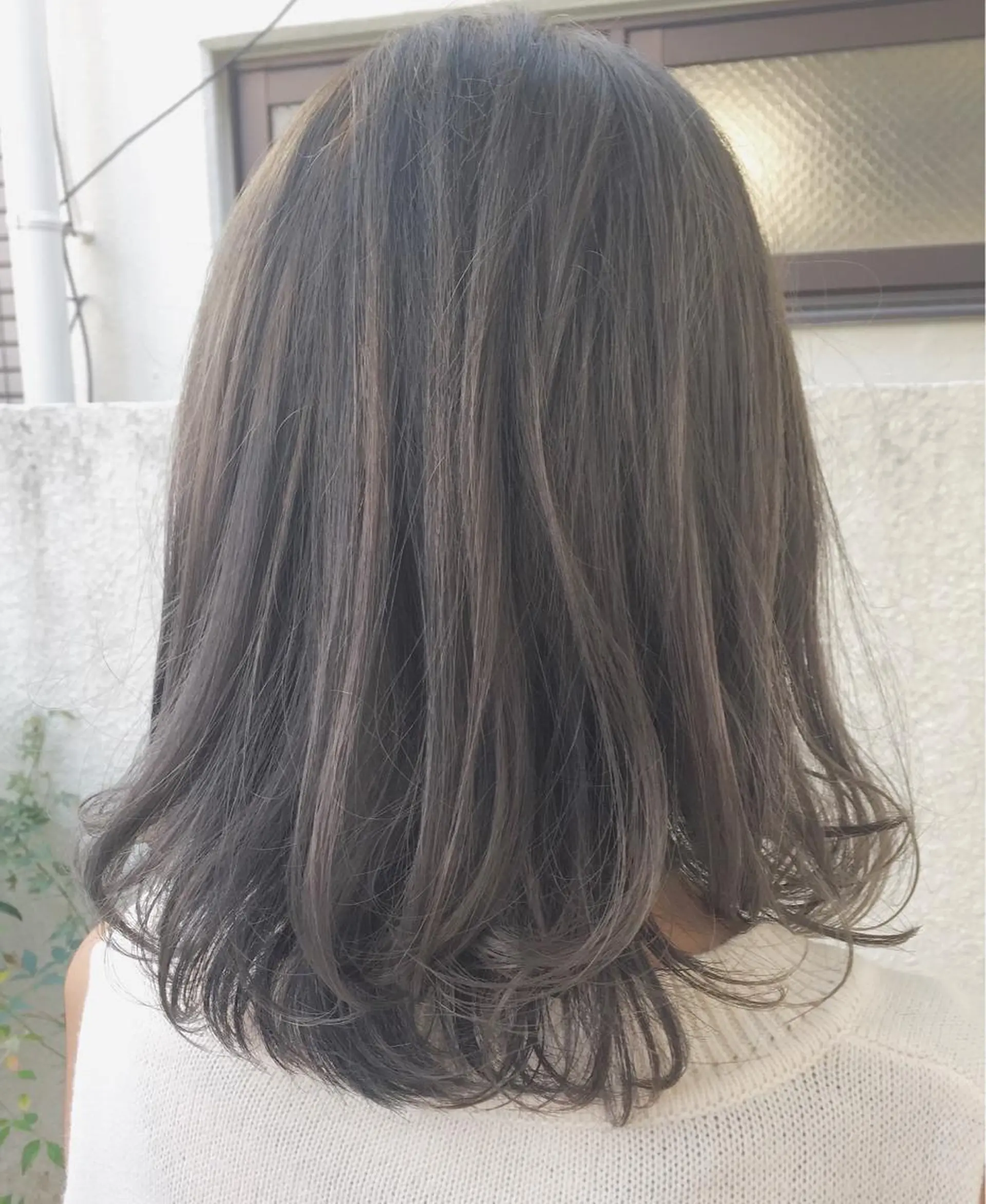 ミディアム カラー パーマ ヘアアレンジ アッシュ 【白髪ぼかし 専門GBG】自由が丘のヘアスタイル