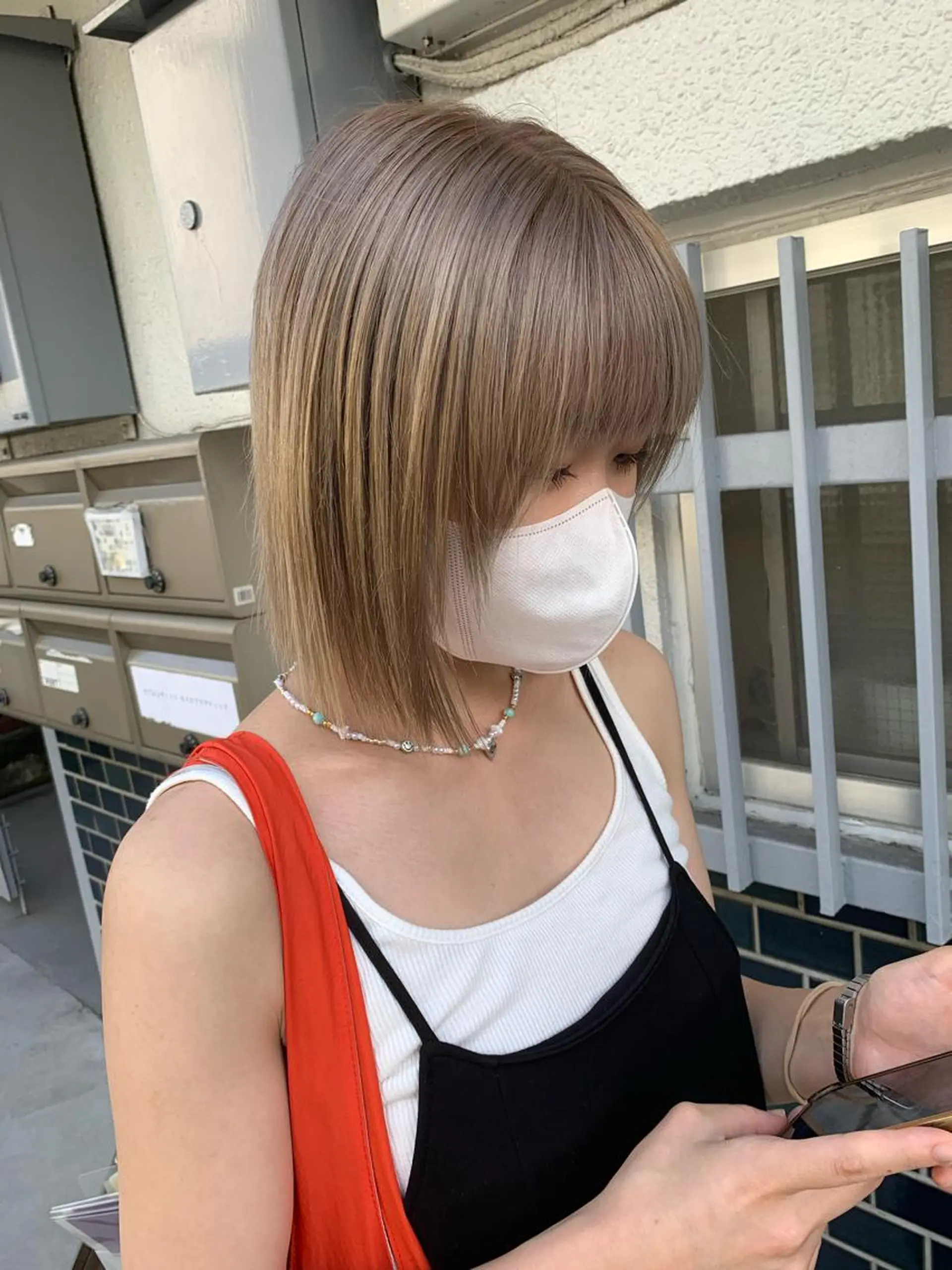 ミディアム カラー ベージュカラー ブリーチ ホワイトベージュ ボブ 似合わせカラー🫶 小川千波のヘアスタイル