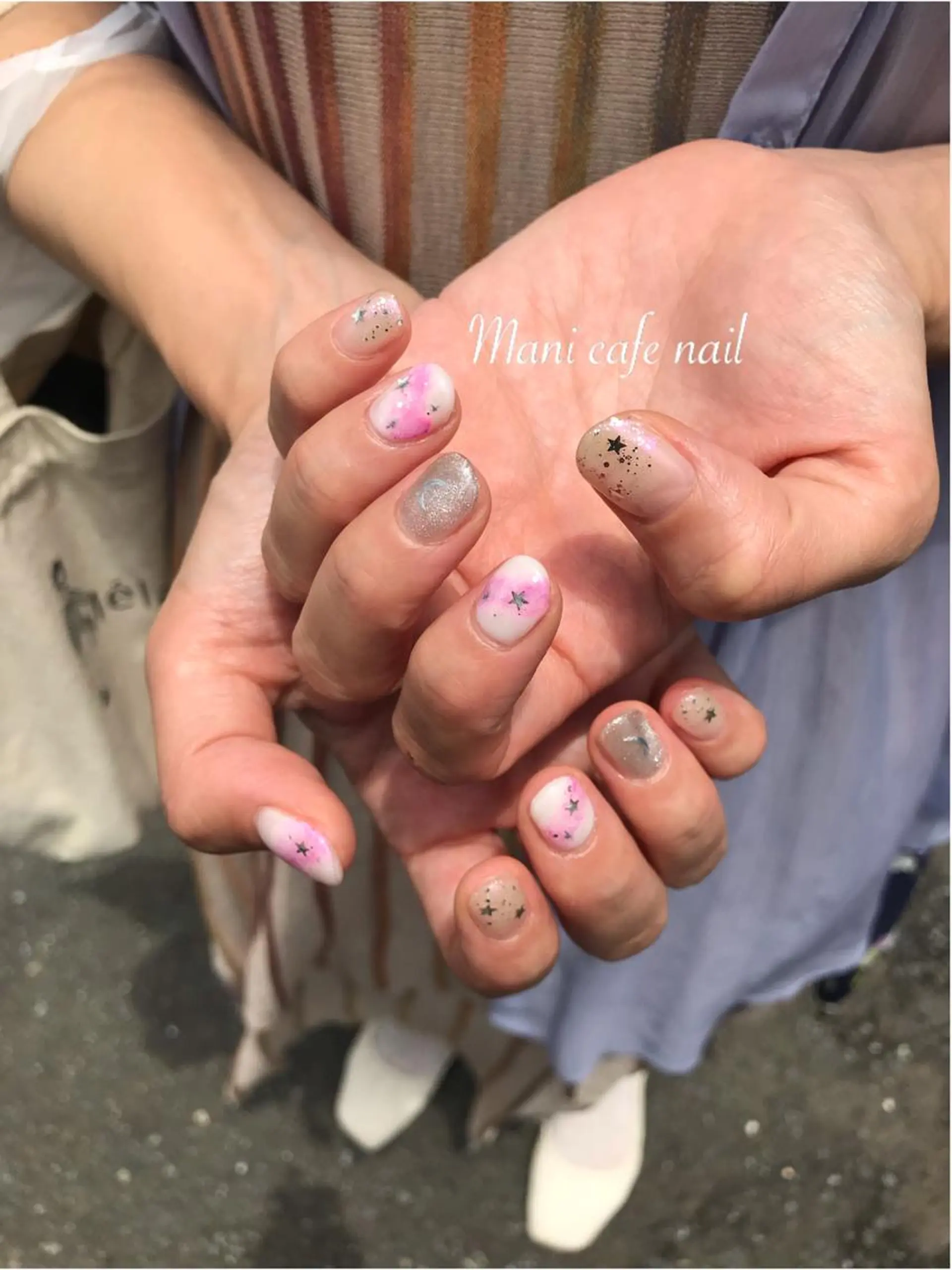 ネイル ラメ(グリッター) マグネットネイル 持ち込み ハンドネイル Mani cafe nailのネイルデザイン