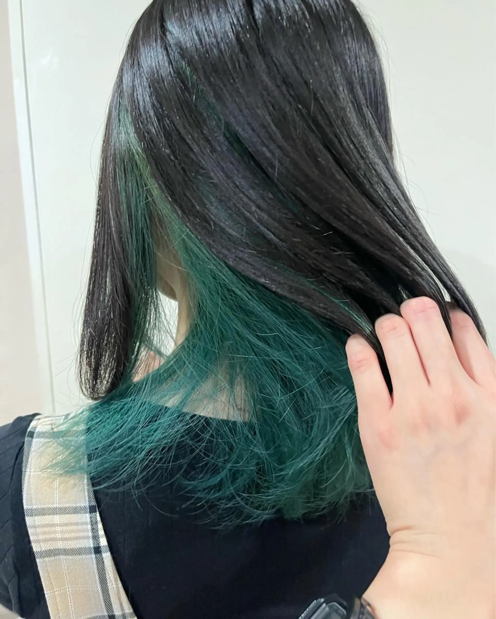 ミディアム カラー 田中 鈴乃／ボブレイヤーのヘアスタイル