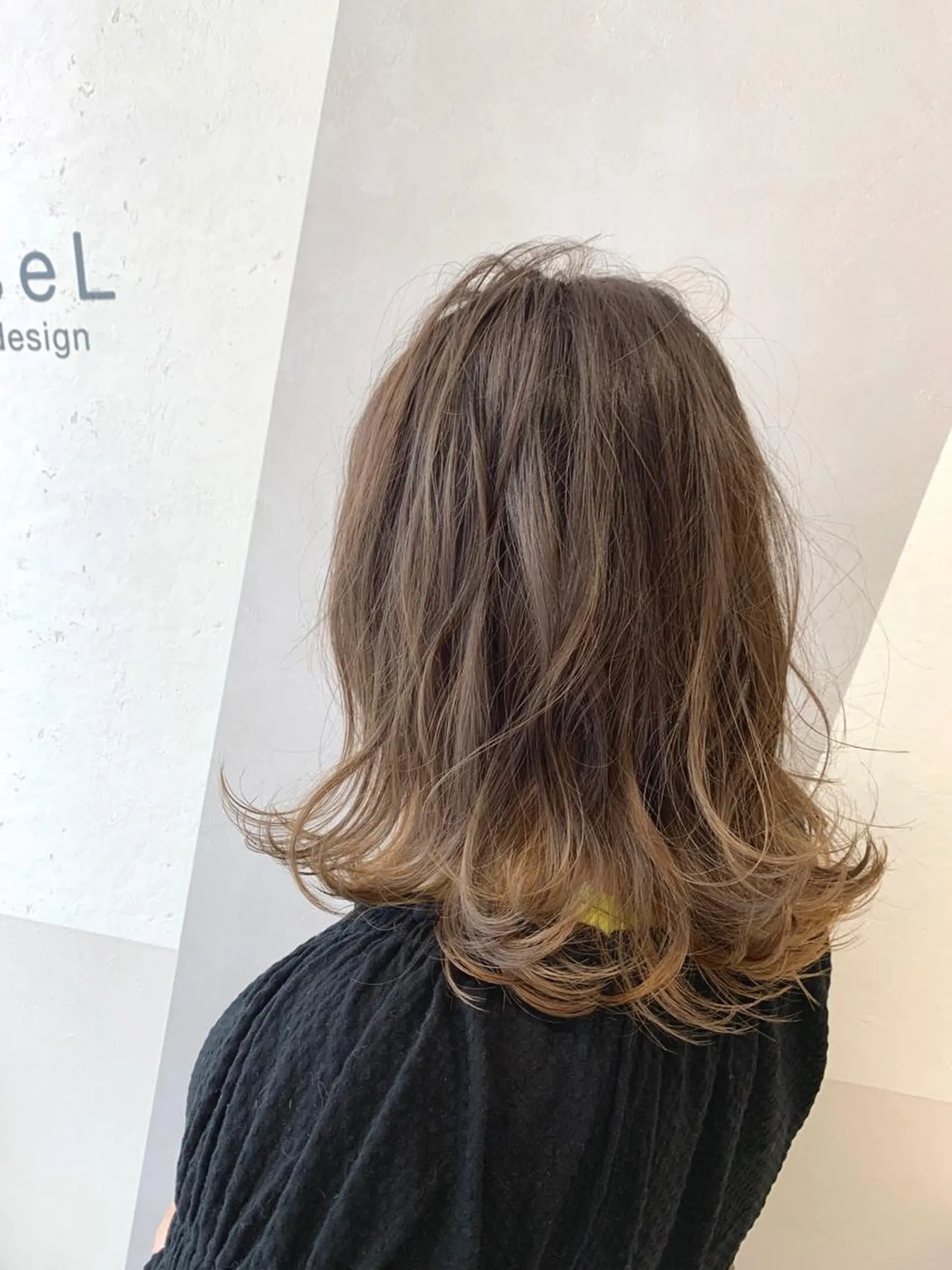 セミロング カラー ベージュカラー GiseL ジゼル六本松のヘアスタイル