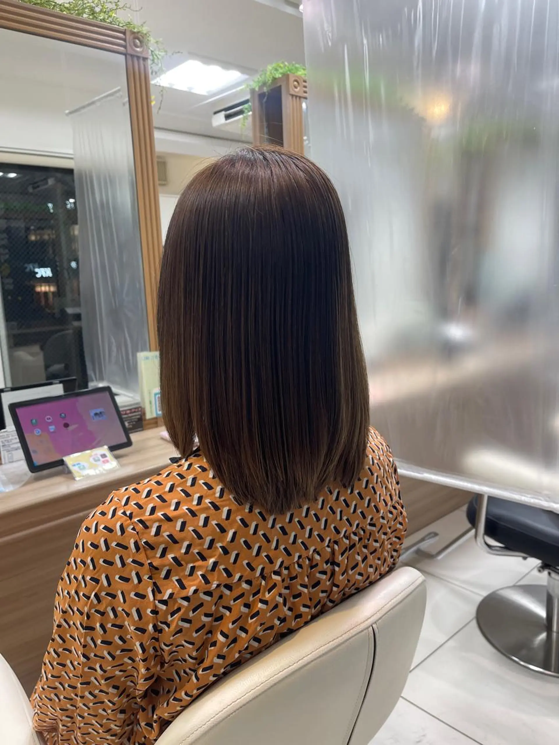 セミロング 藤原 亜美🤍のヘアスタイル