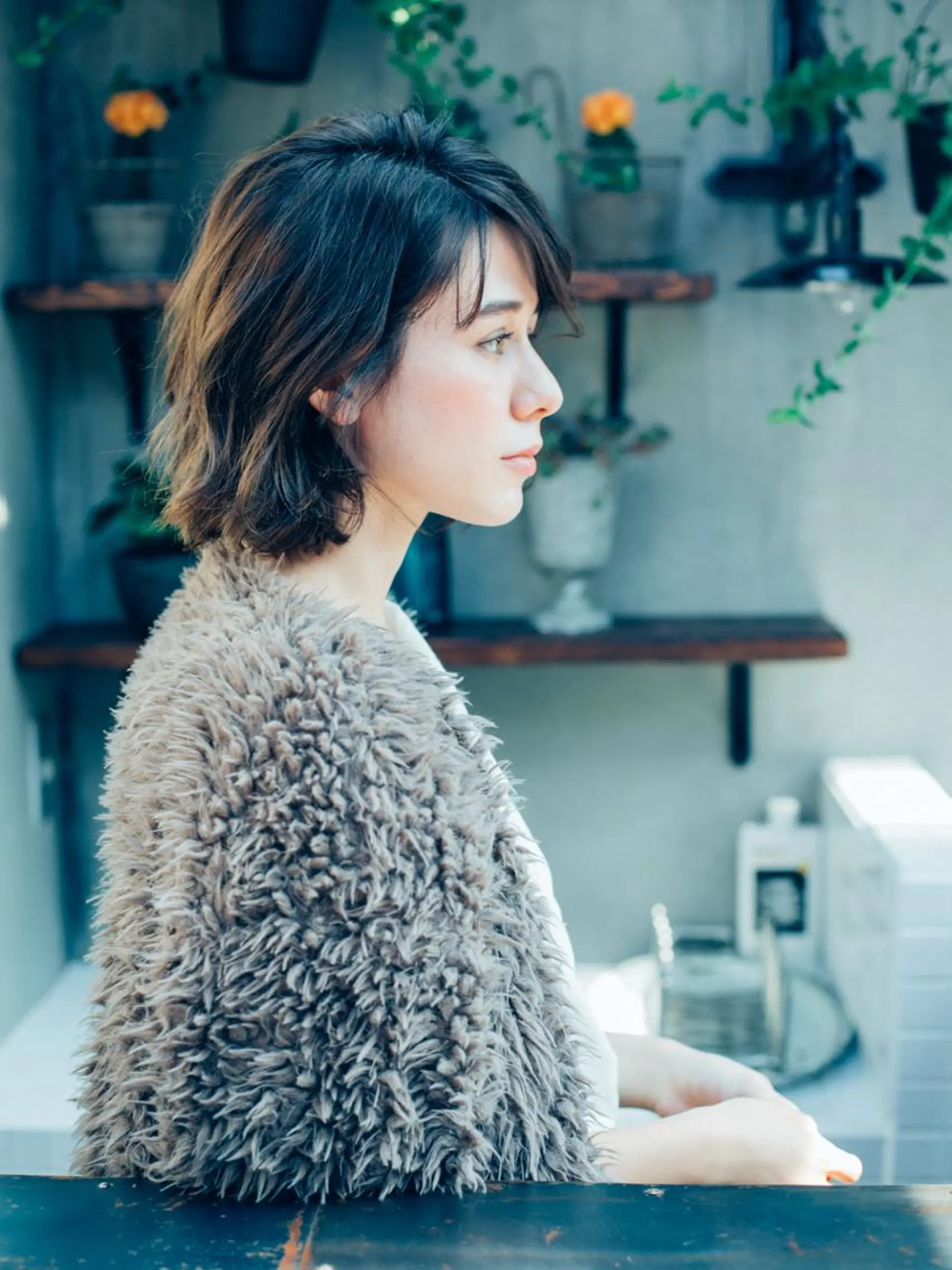 ミディアム 【デザイナー】田中 美生のヘアスタイル