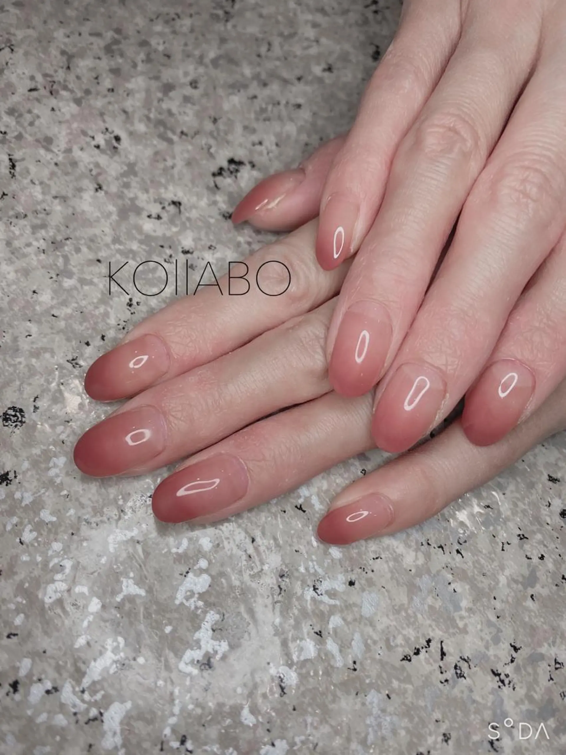 ネイル KOLLABO nailのネイルデザイン