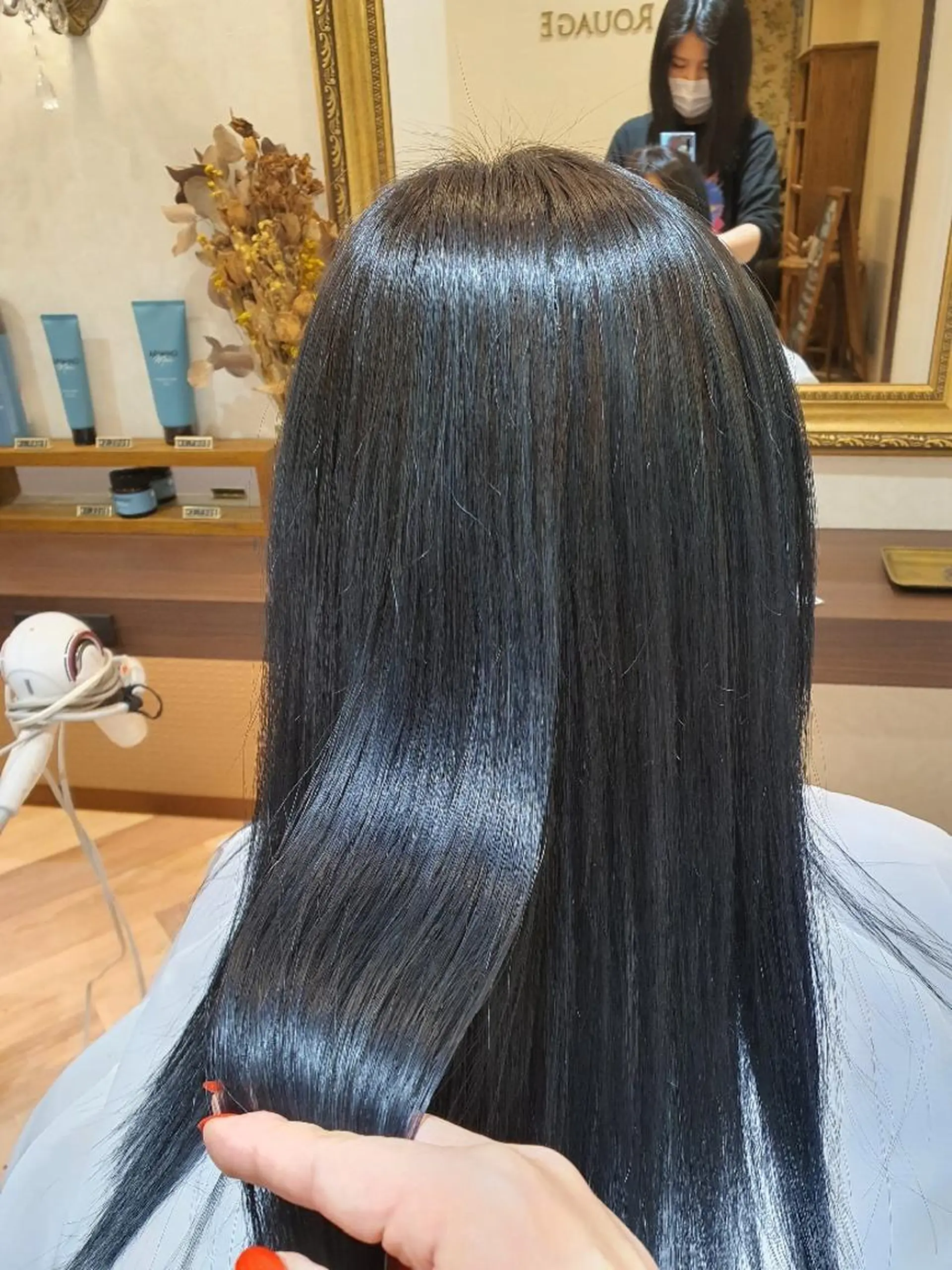 セミロング アッシュ ボブ ハイライト 髪質改善 韓国風ヘア カット ヘアカラー トリートメント ダメージレス縮毛矯正 髪質改善【美冴】のヘアスタイル