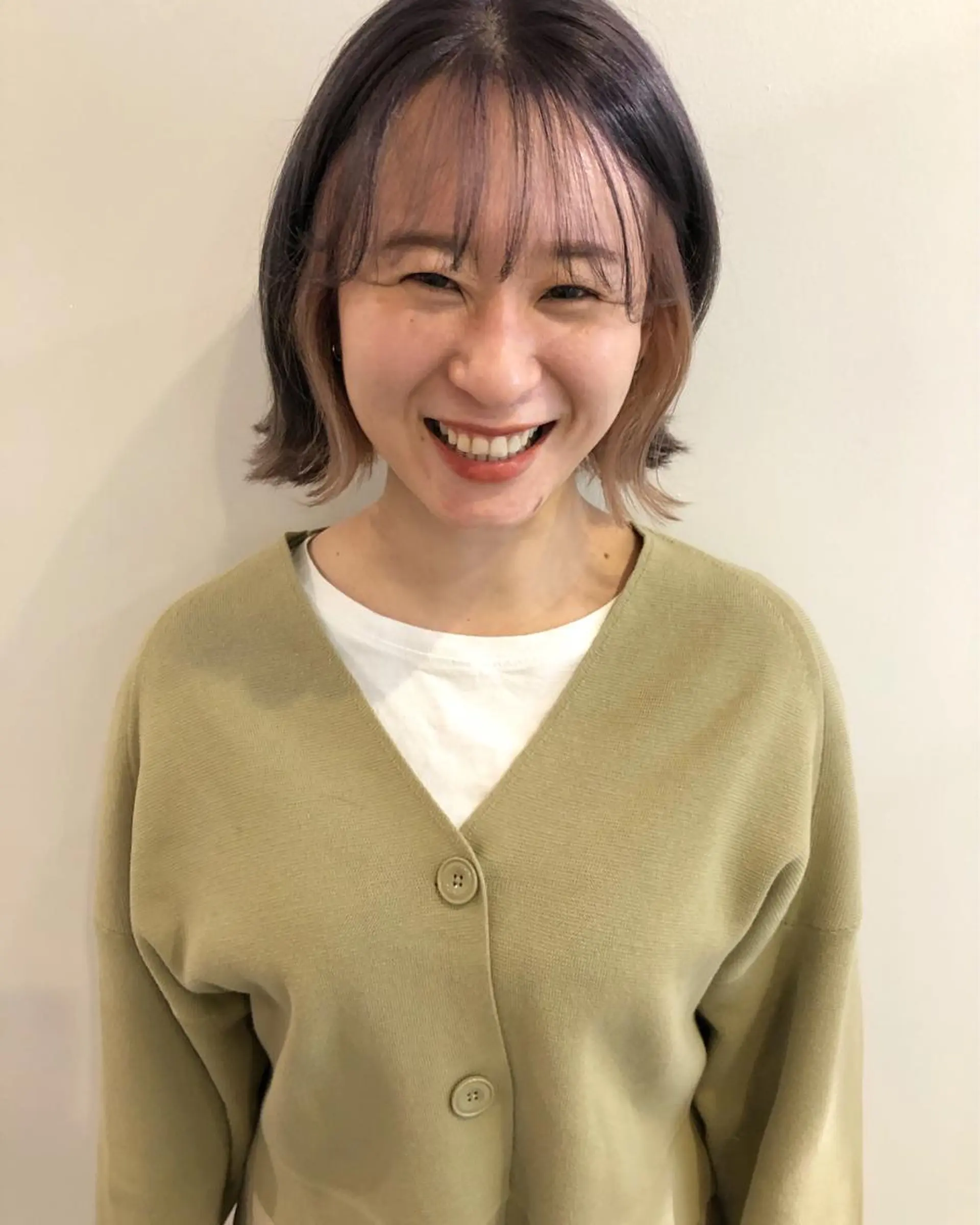 ミディアム ボブレイヤー/ カラー診断/Amiのヘアスタイル