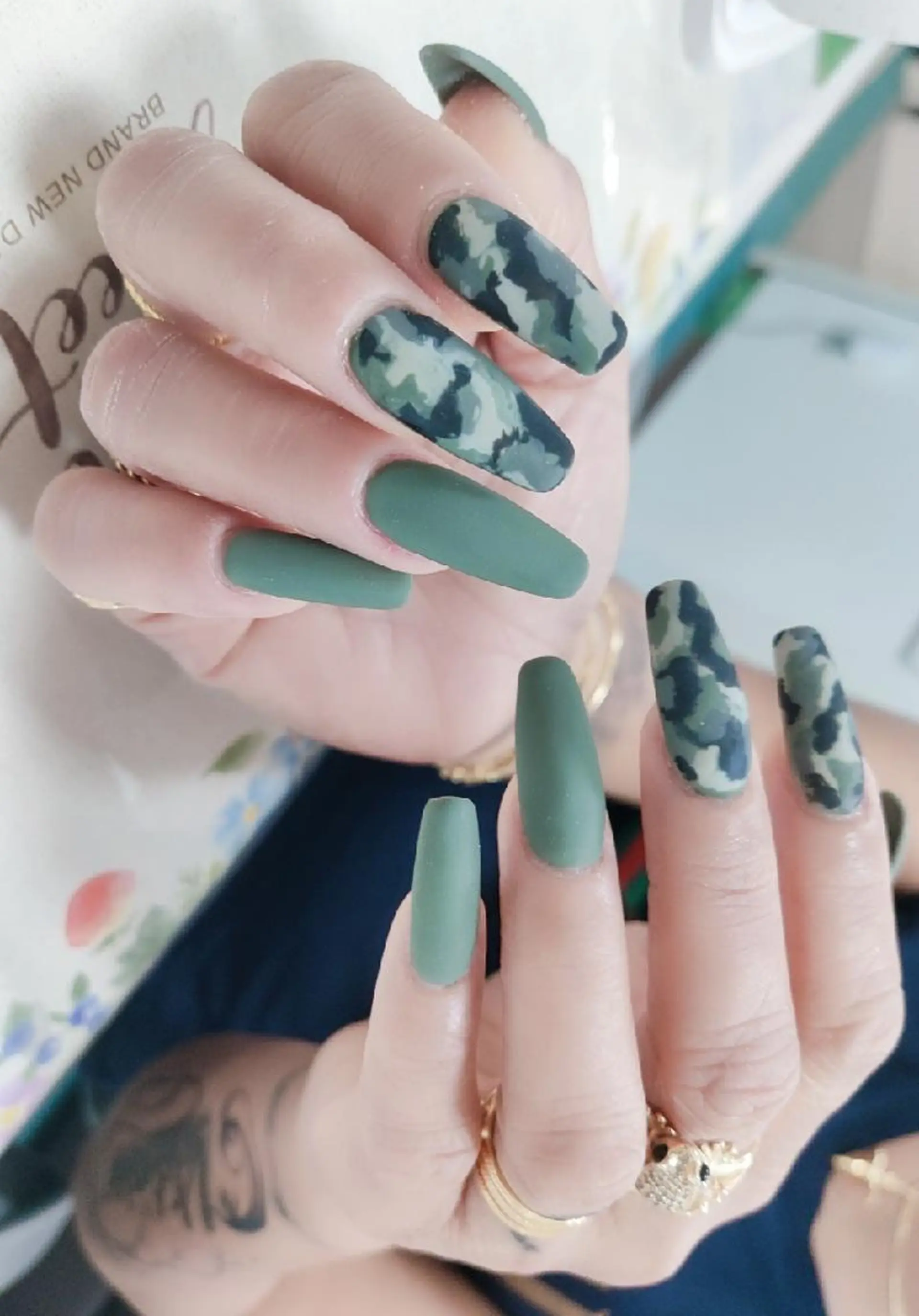 ネイル 横浜市中区曙町 E·U·Bネイルのネイルデザイン