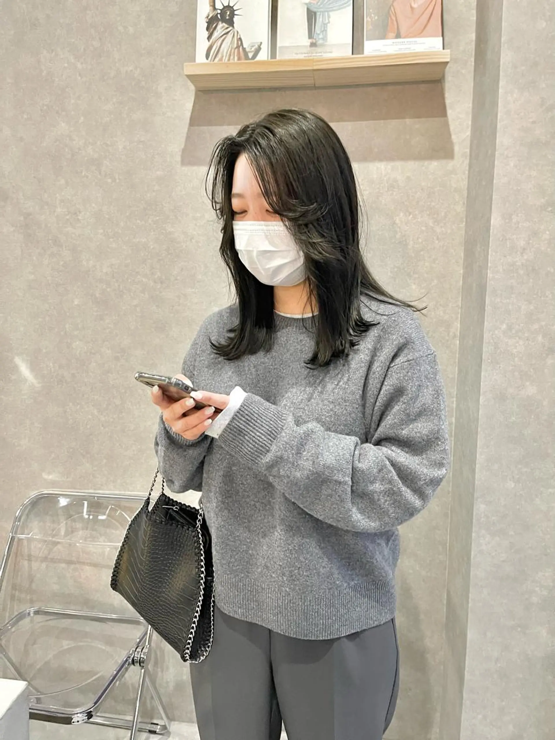 セミロング カラー 一ノ瀬 暁のヘアスタイル