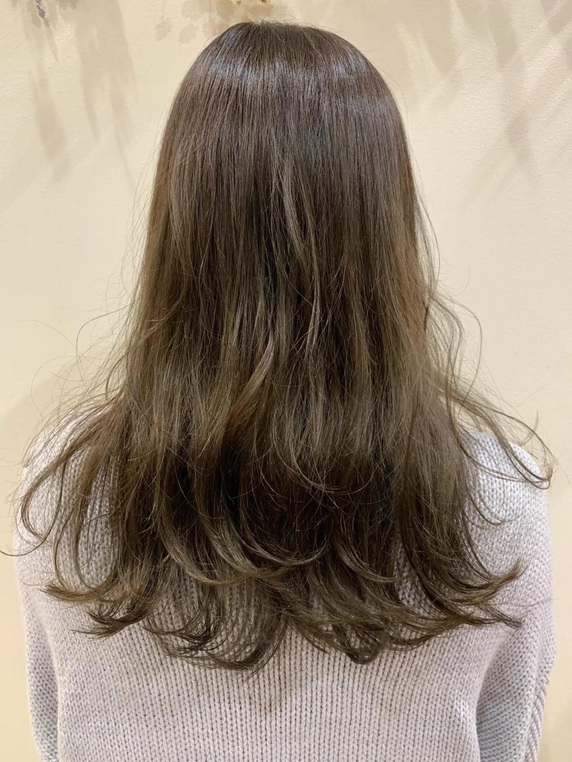 ロング 丸山 瀬里菜のヘアスタイル