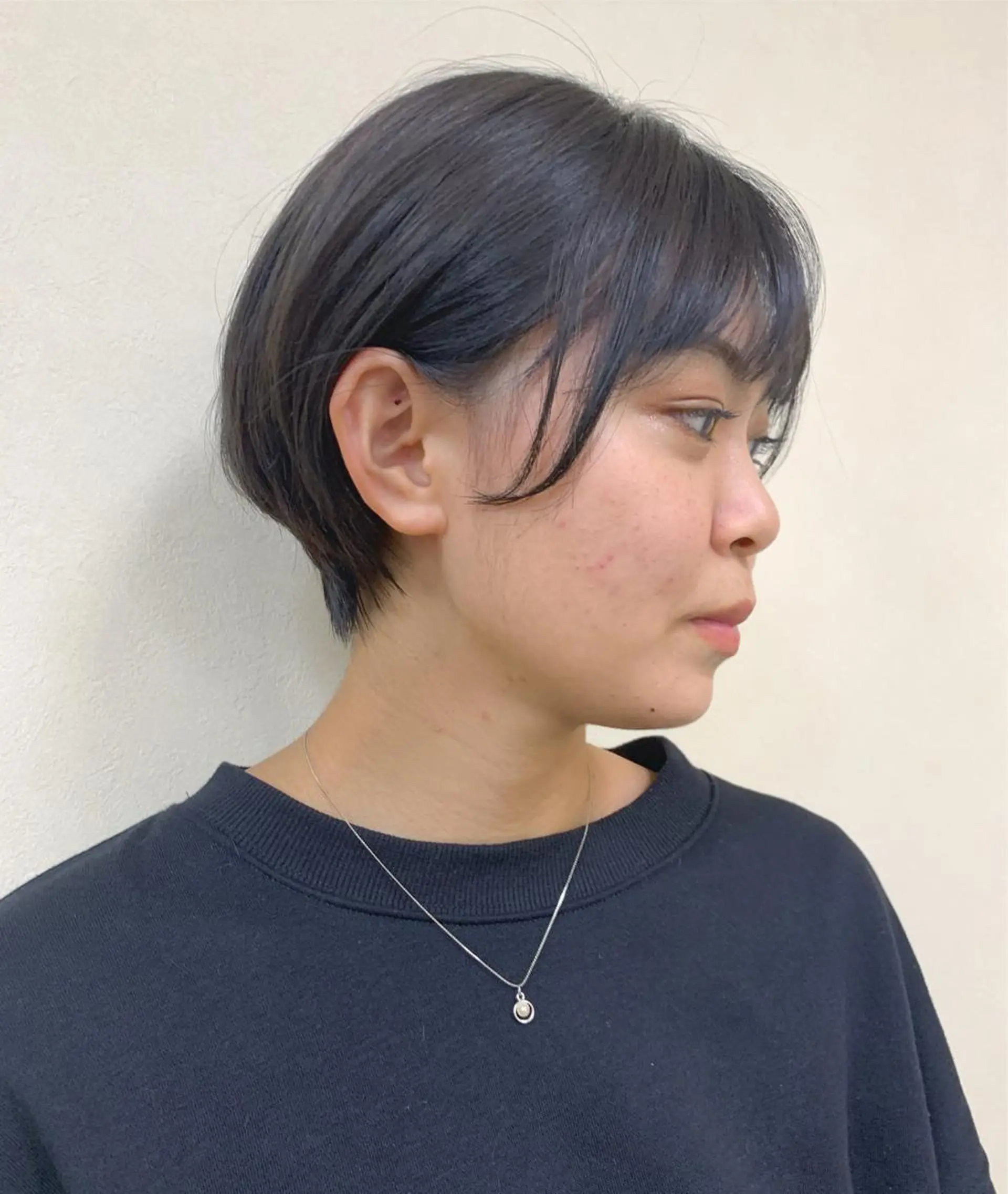 ショート カラー 切りっぱなしボブ ショートボブ ハンサムショート 丸みショート ボブ カット トリートメント 初めてのショート お任せください✂️のヘアスタイル