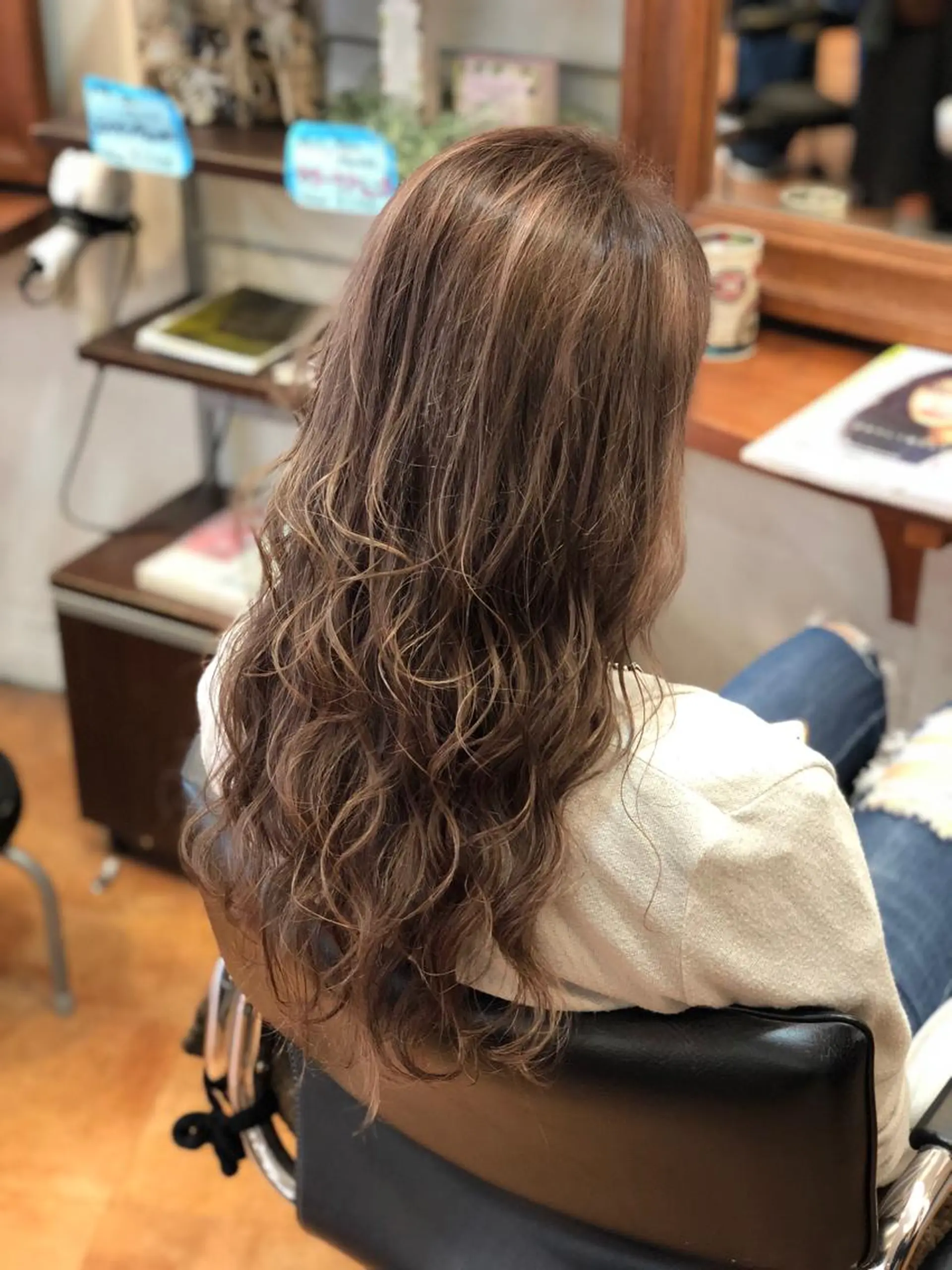 ロング ハイライト ヘアカラー トリートメント LOCO/ Koukiのヘアスタイル