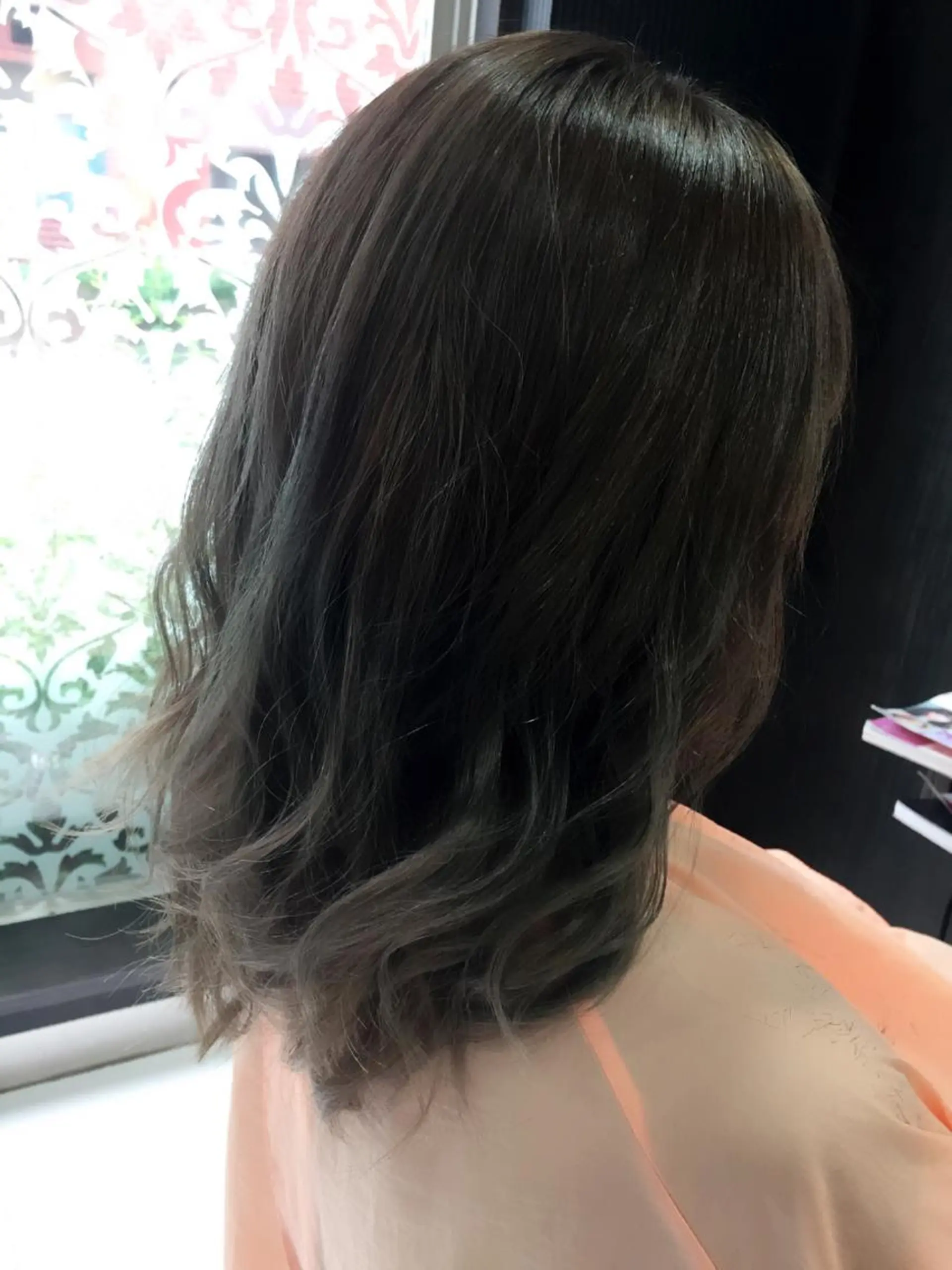 ミディアム セミロング カラー 韓国ヘア✨グレージュ カラーasamiのヘアスタイル