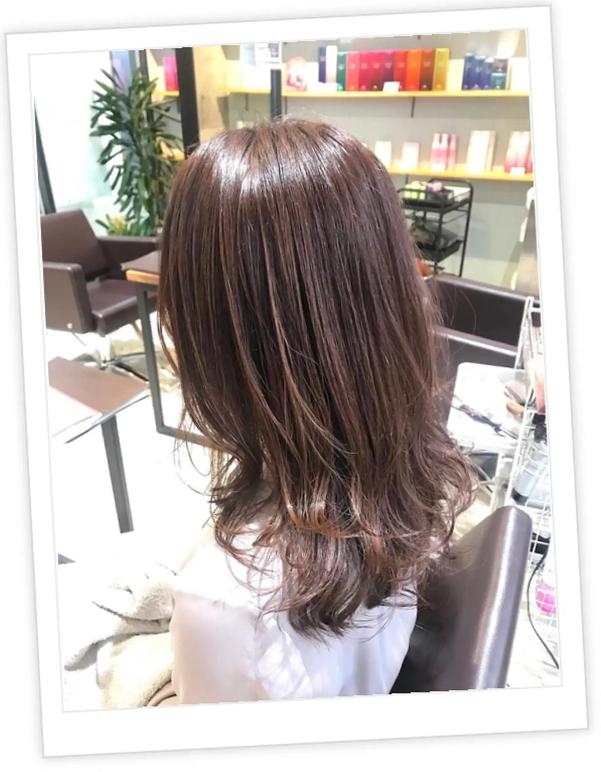 ミディアム カラー パーマ ヘアアレンジ メンズ キッズ ネイル マツエク・マツパ カット ヘアカラー トリートメント EnBlesS西宮 マンツーマン神道有基のヘアスタイル