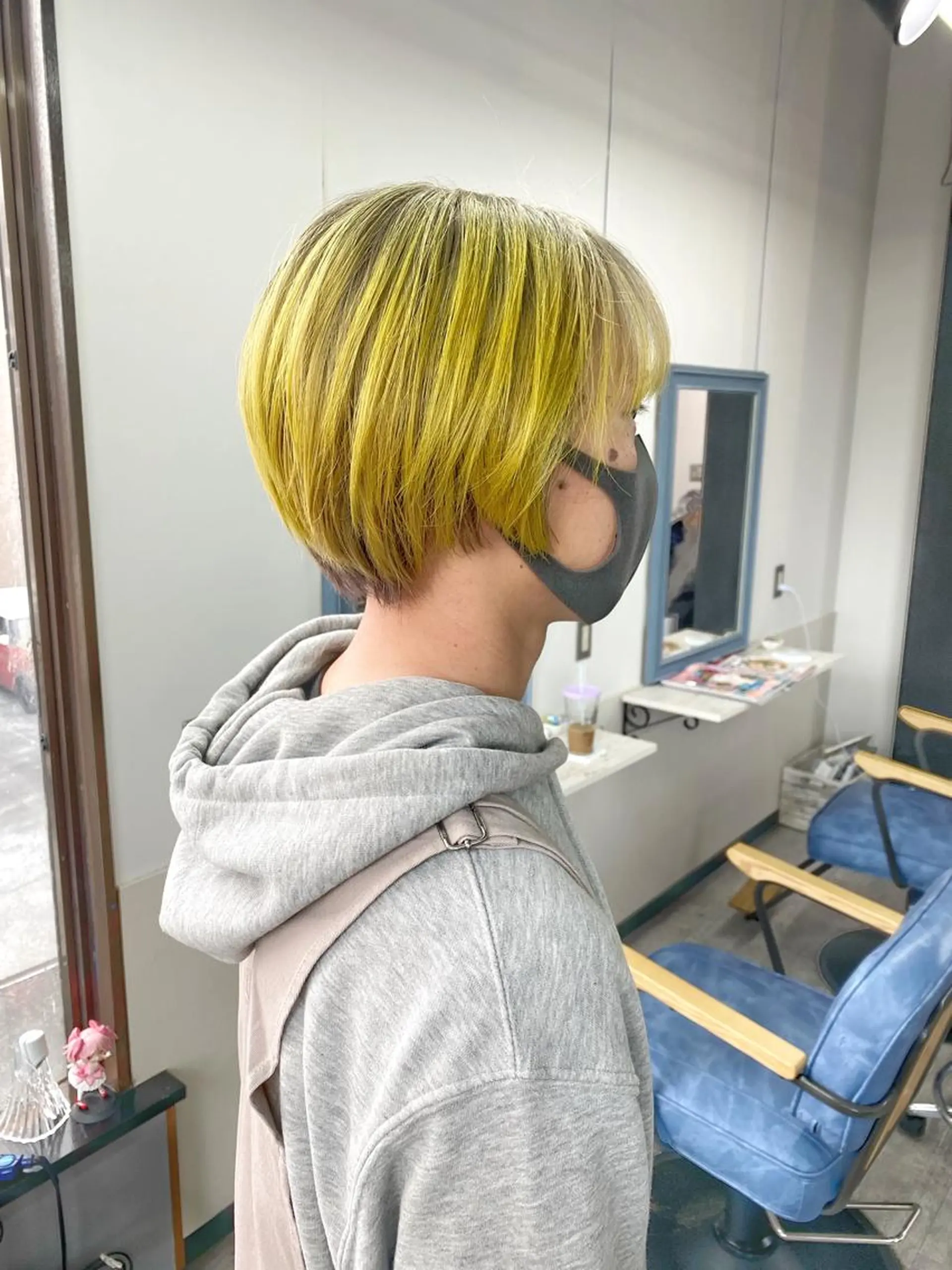 カラー ブリーチ 【BIBBIDI】 MIKIのヘアスタイル