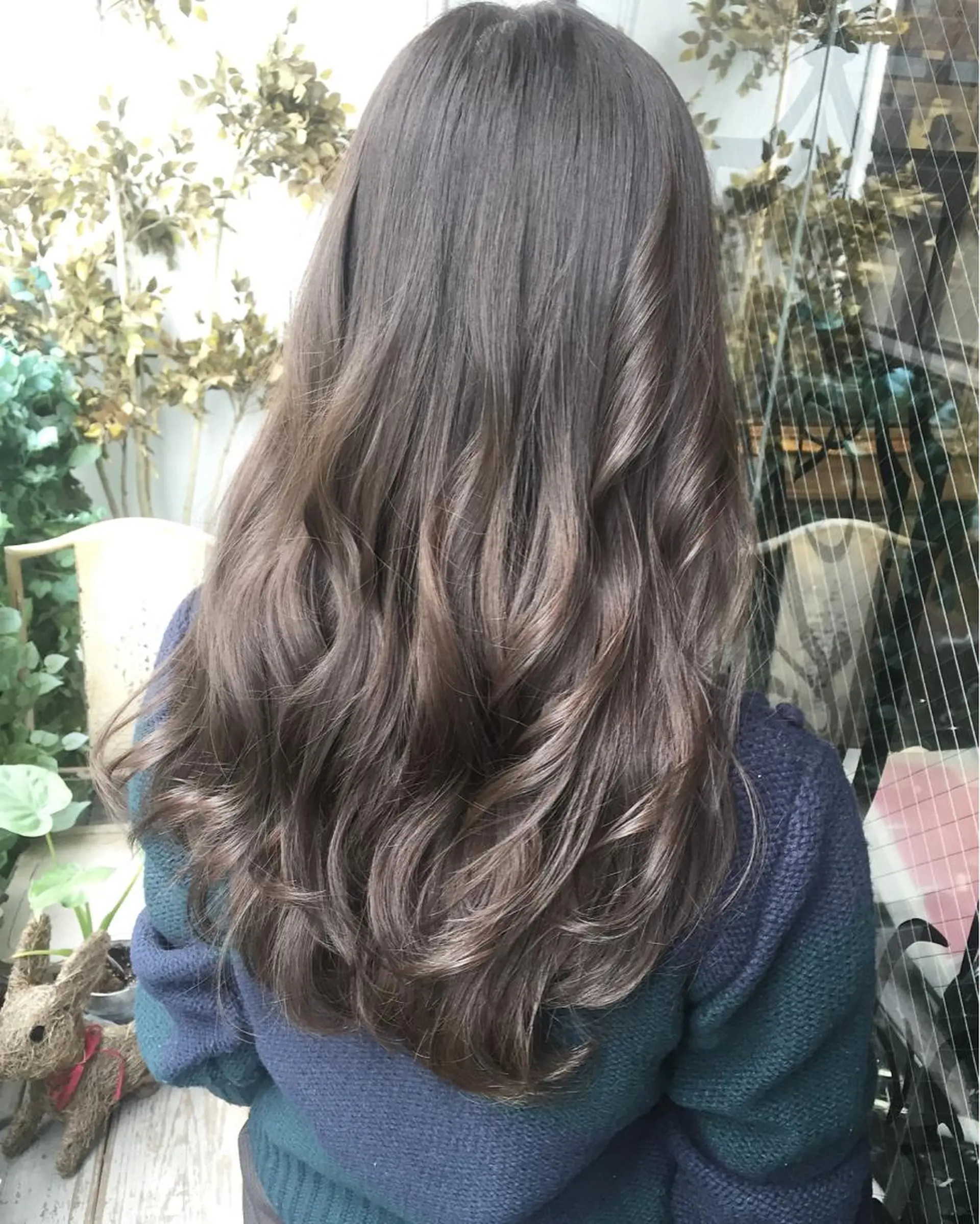 ロング カラー ブリーチ グレージュ シルバー 露木 啓介のヘアスタイル