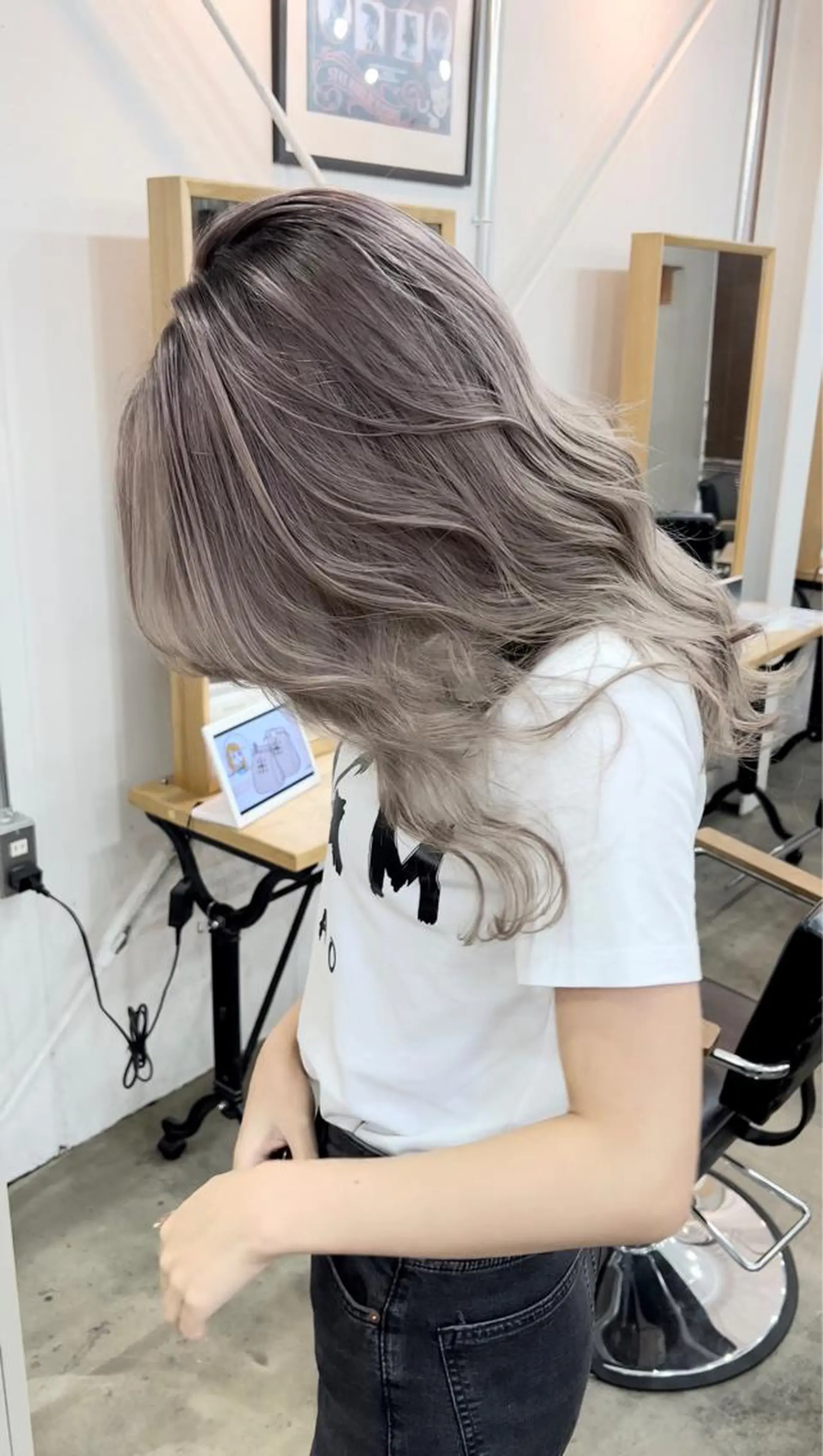 ロング カラー ヘアアレンジ ネイル マツエク・マツパ アイブロウ グレージュ カット ヘアカラー トリートメント ブリーチ特化 / share 元太のヘアスタイル