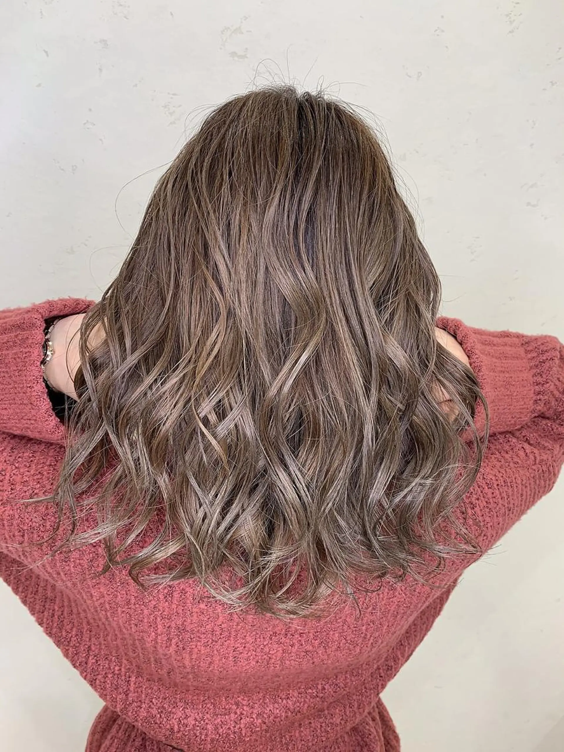 ミディアム ヘアカラー カラーリスト菅澤 岳のヘアスタイル