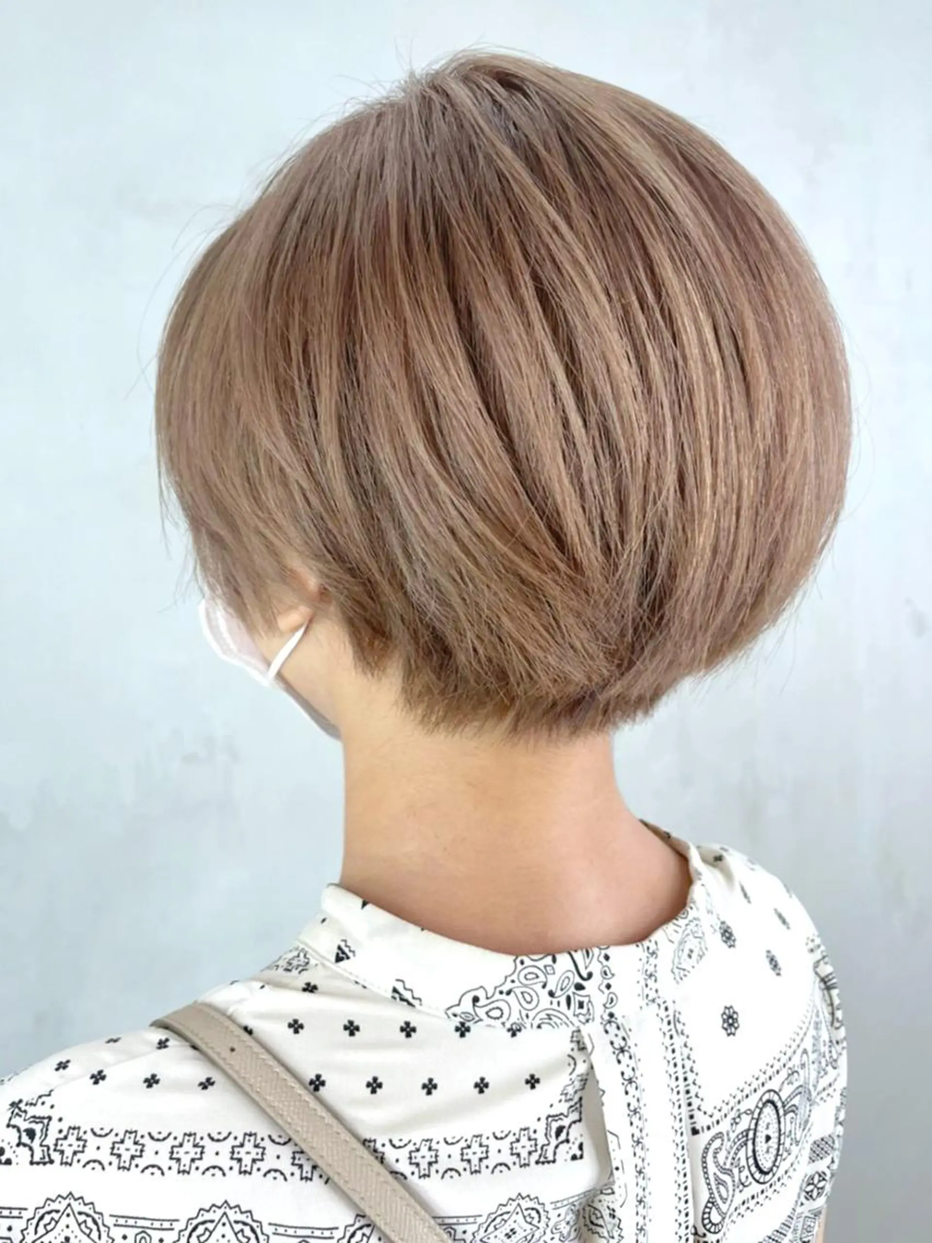 ショート カラー パーマ ヘアアレンジ ベージュカラー ショートヘア ITbyALBUM 松戸のヘアスタイル