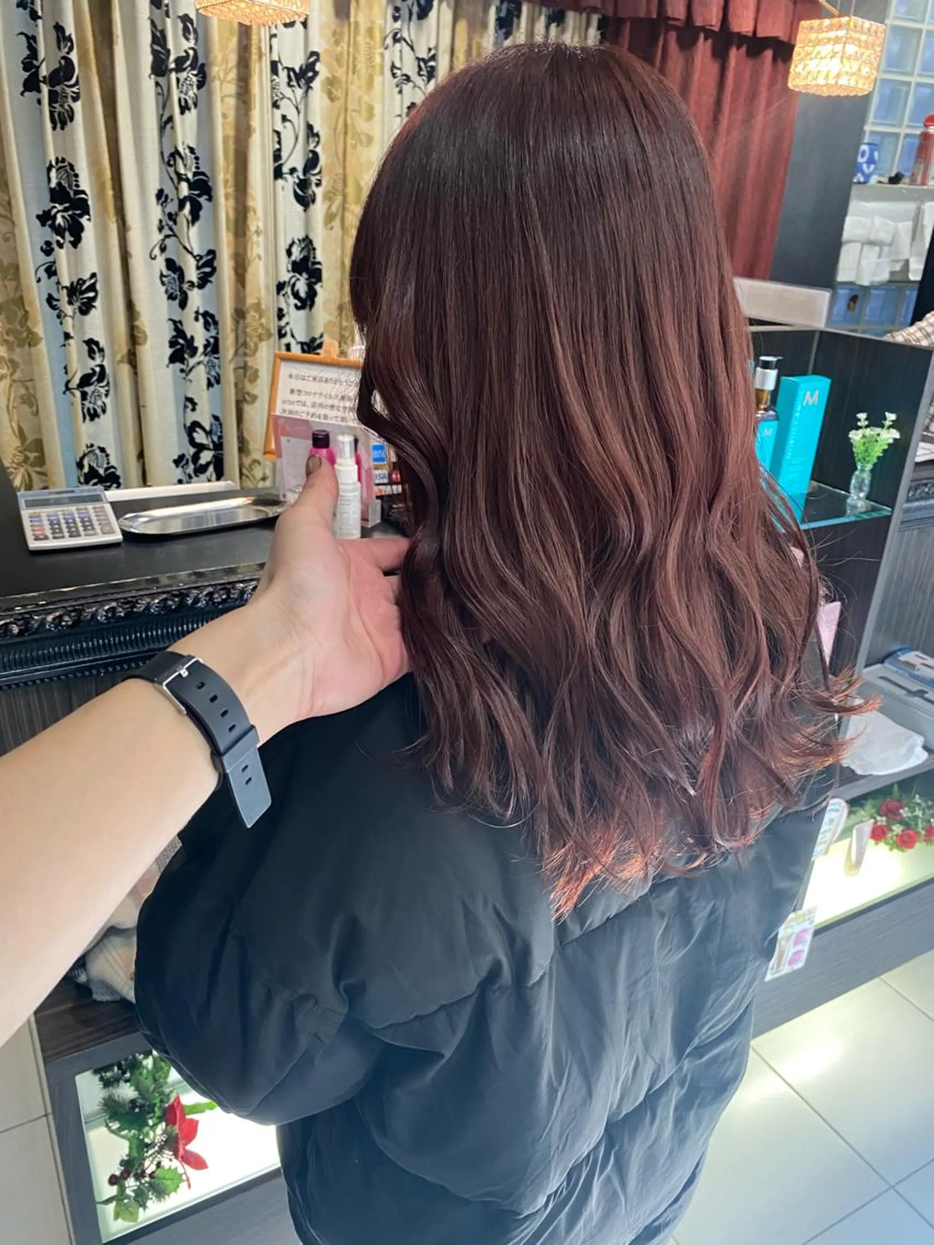 ロング カラー ピンクカラー レッドカラー ホワイト系はお任せ /ブリーチ/店長岩崎のヘアスタイル