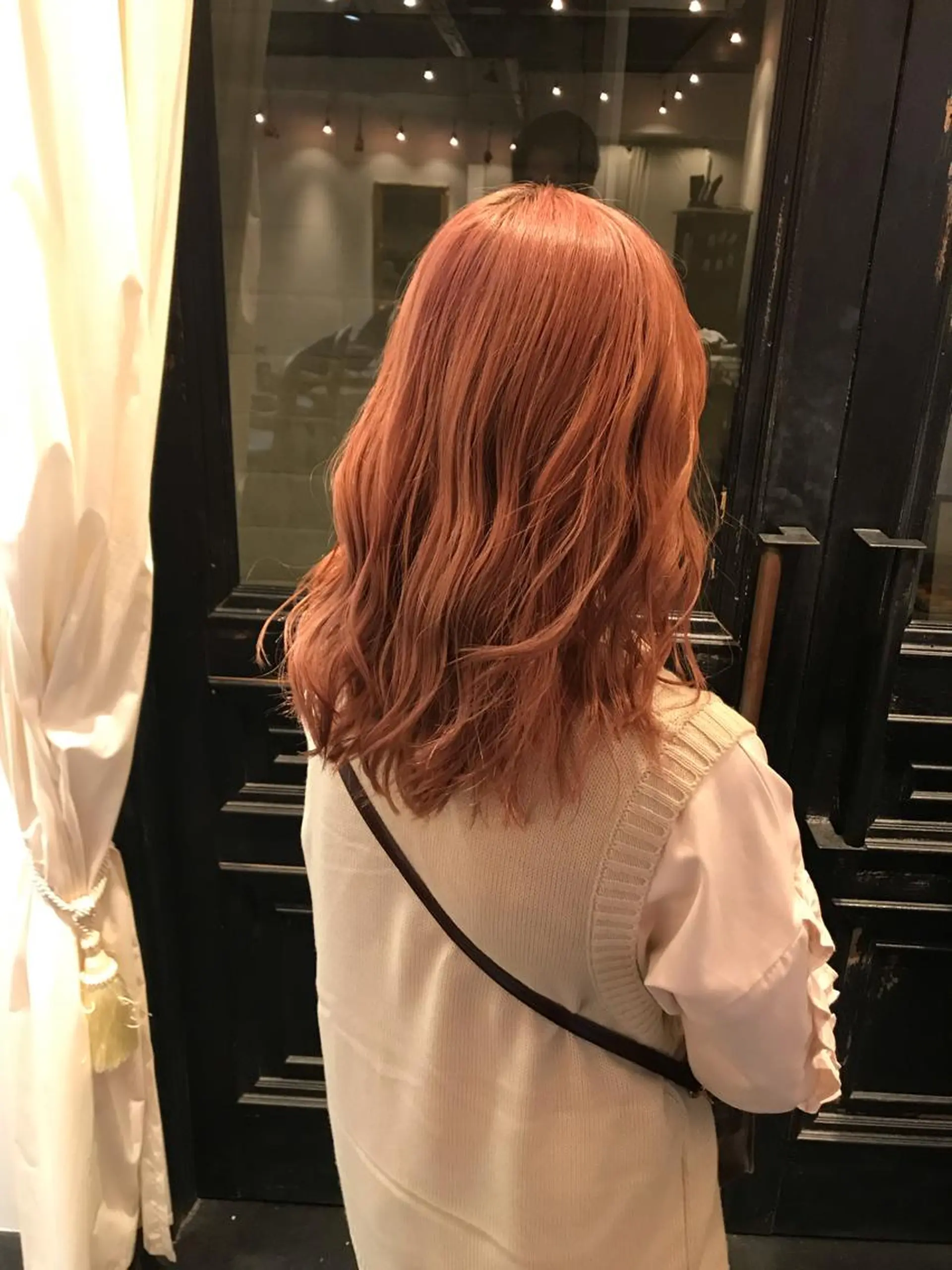 ミディアム カラー tonari 梅田、中崎町のヘアスタイル