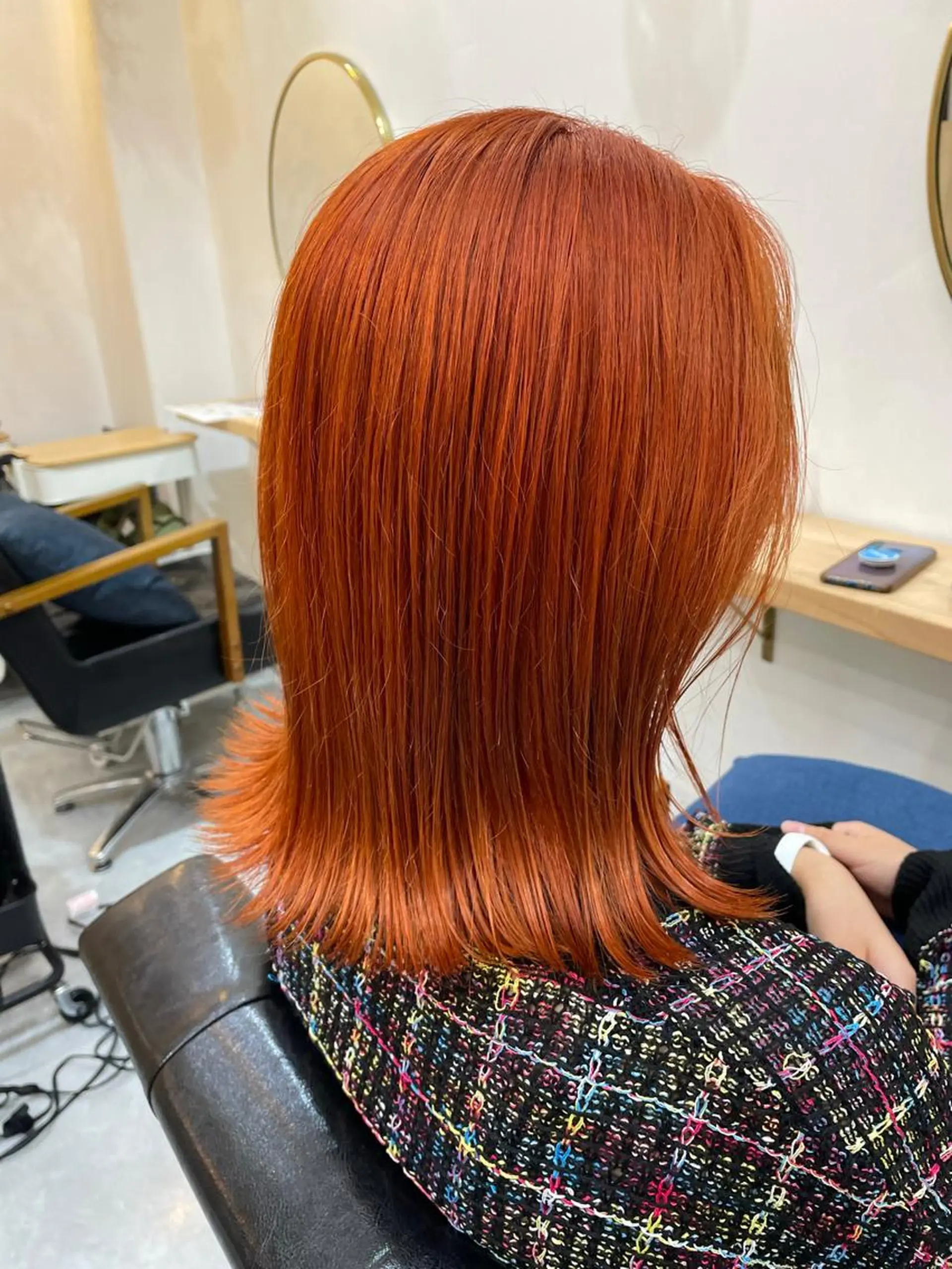 ミディアム カラー 高梨 菜々のヘアスタイル