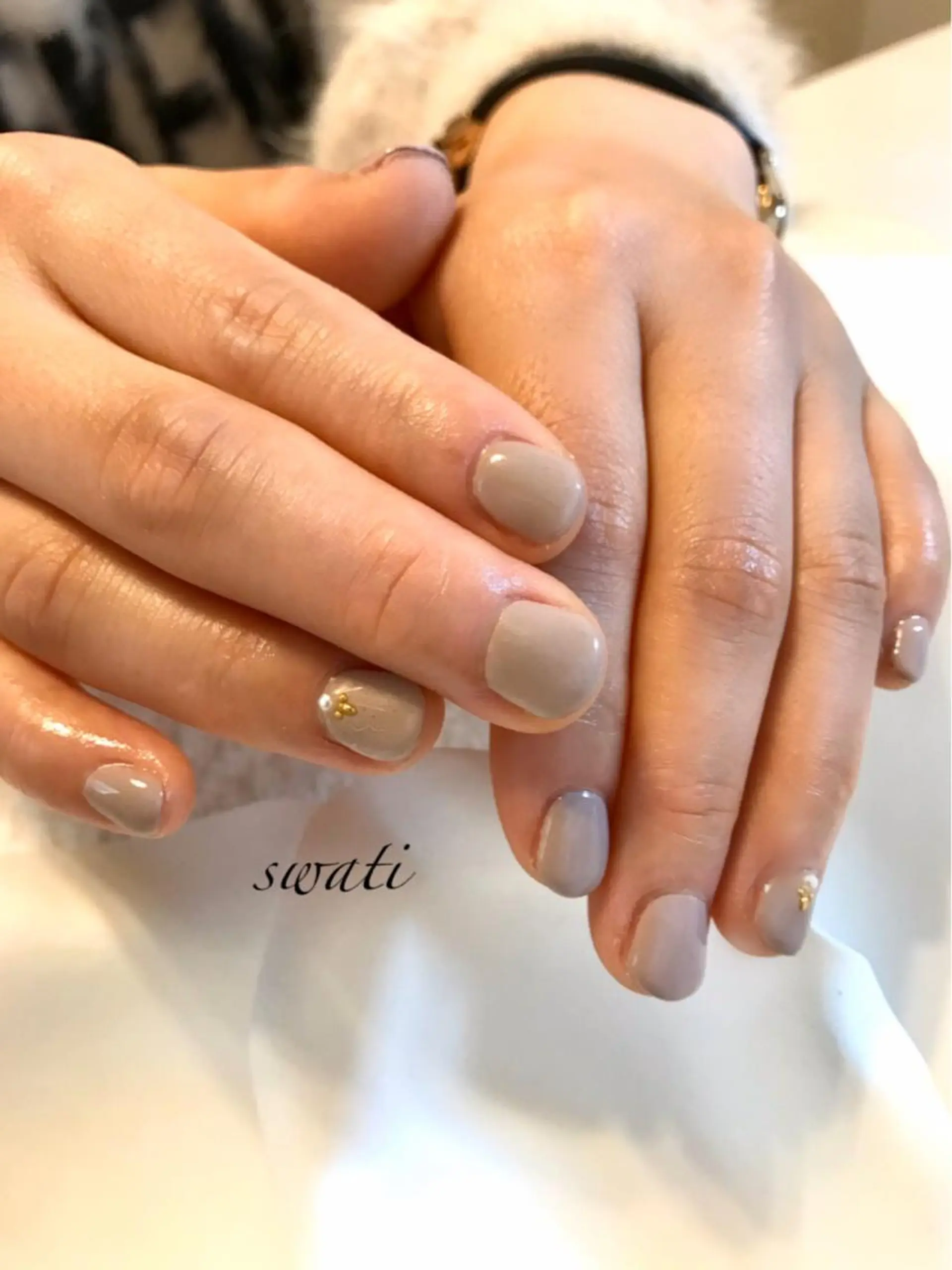 ネイル アートネイル オフィスネイル ワンカラーネイル シンプルネイル yuko （ネイリスト）のネイルデザイン