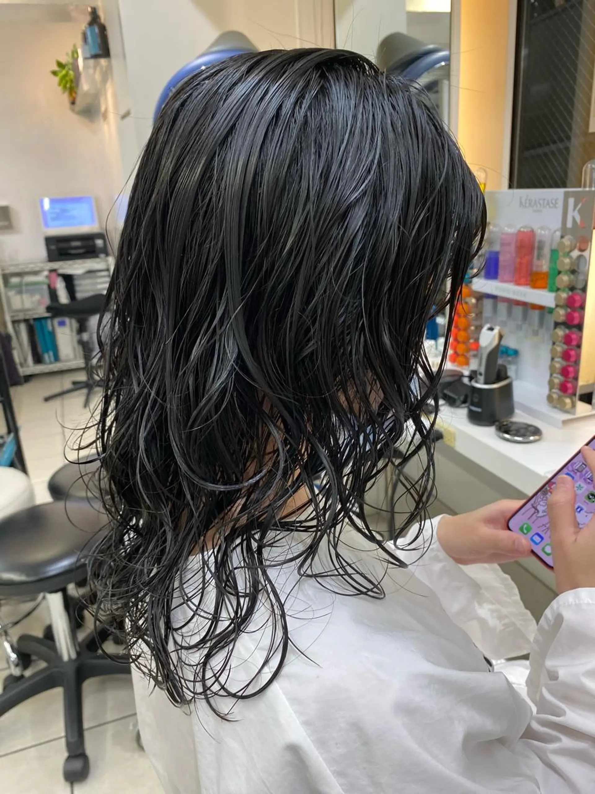 ミディアム パーマ TONI&GUY   EBISU所属・星野 菜月のヘアスタイル