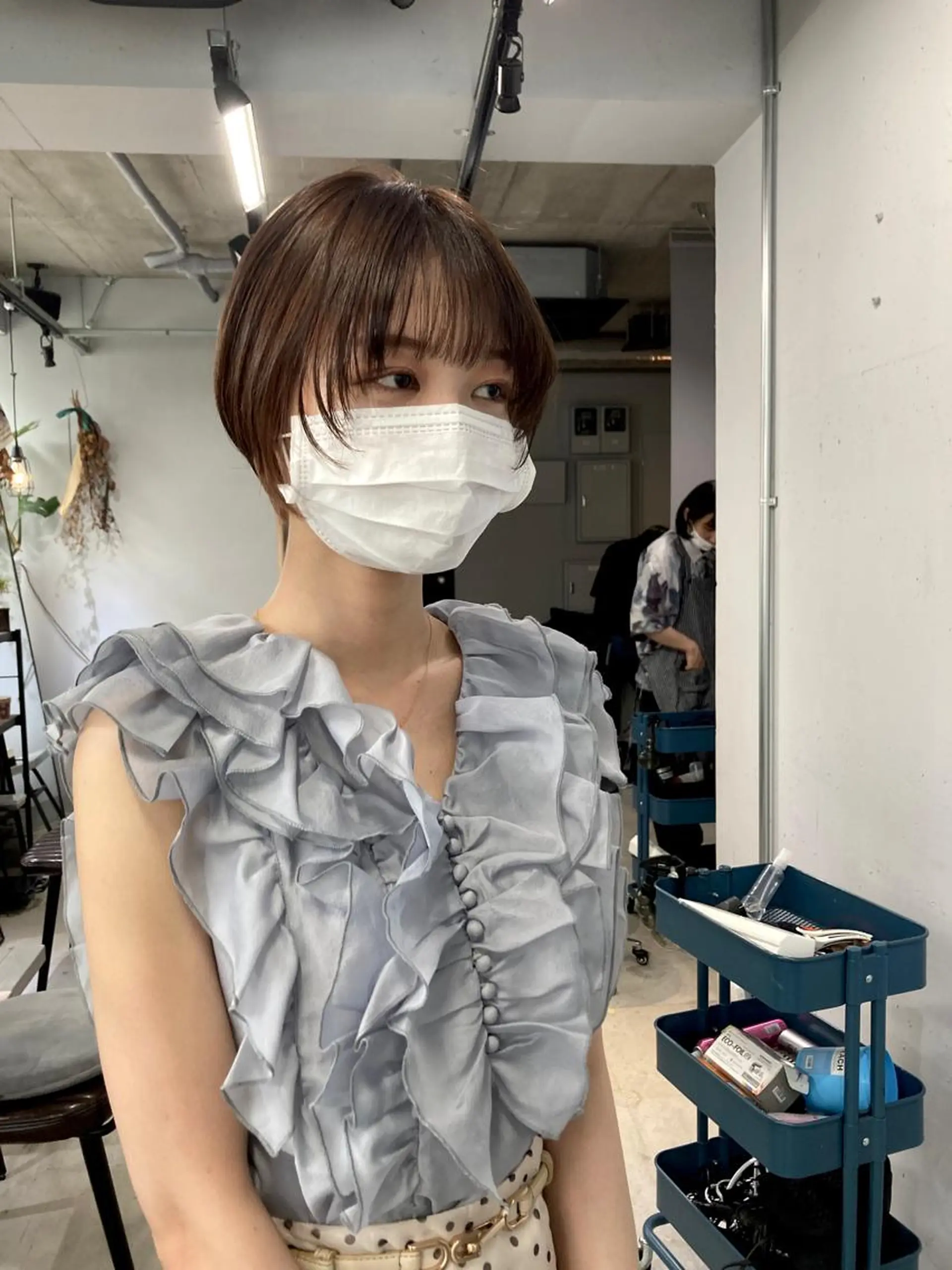 ショート 顔まわりレイヤー 顔周りカット レイヤーカット ショートヘア ウルフカット カット ヘアカラー トリートメント 新井 広樹のヘアスタイル