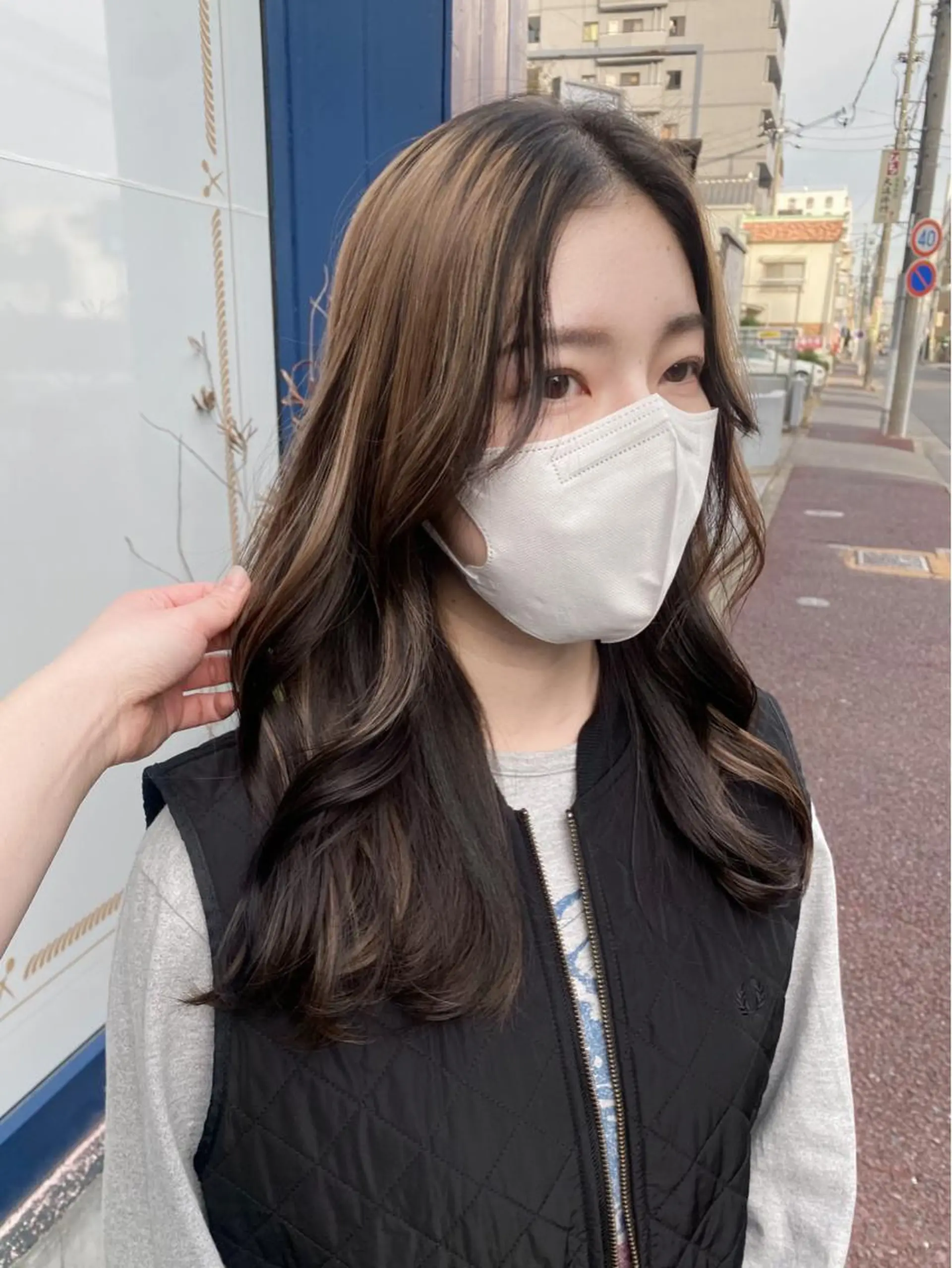 ロング アッシュ アッシュブラウン 小顔カット 中尾 未来/艶カラー /カットモデルのヘアスタイル