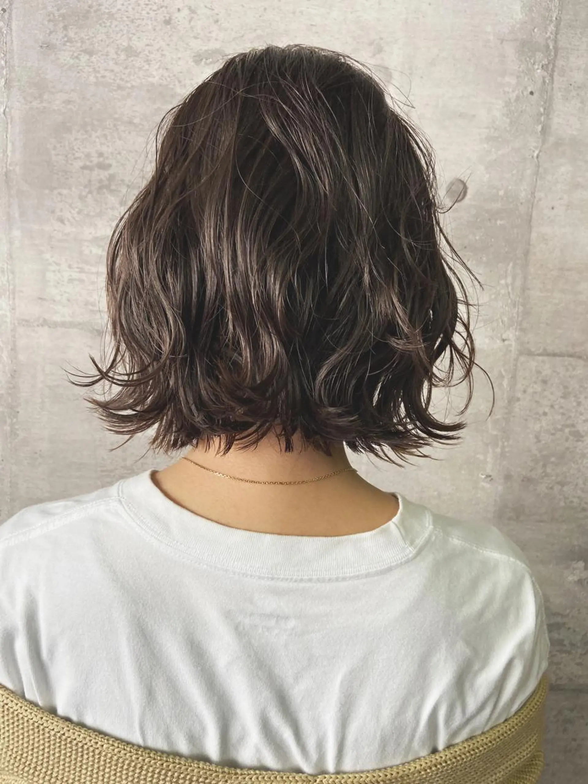 ミディアム カラー アッシュ ベージュカラー 透明感カラー ココアベージュ グレージュ 岡本康平/ボブ /ブリーチ/レイヤーのヘアスタイル