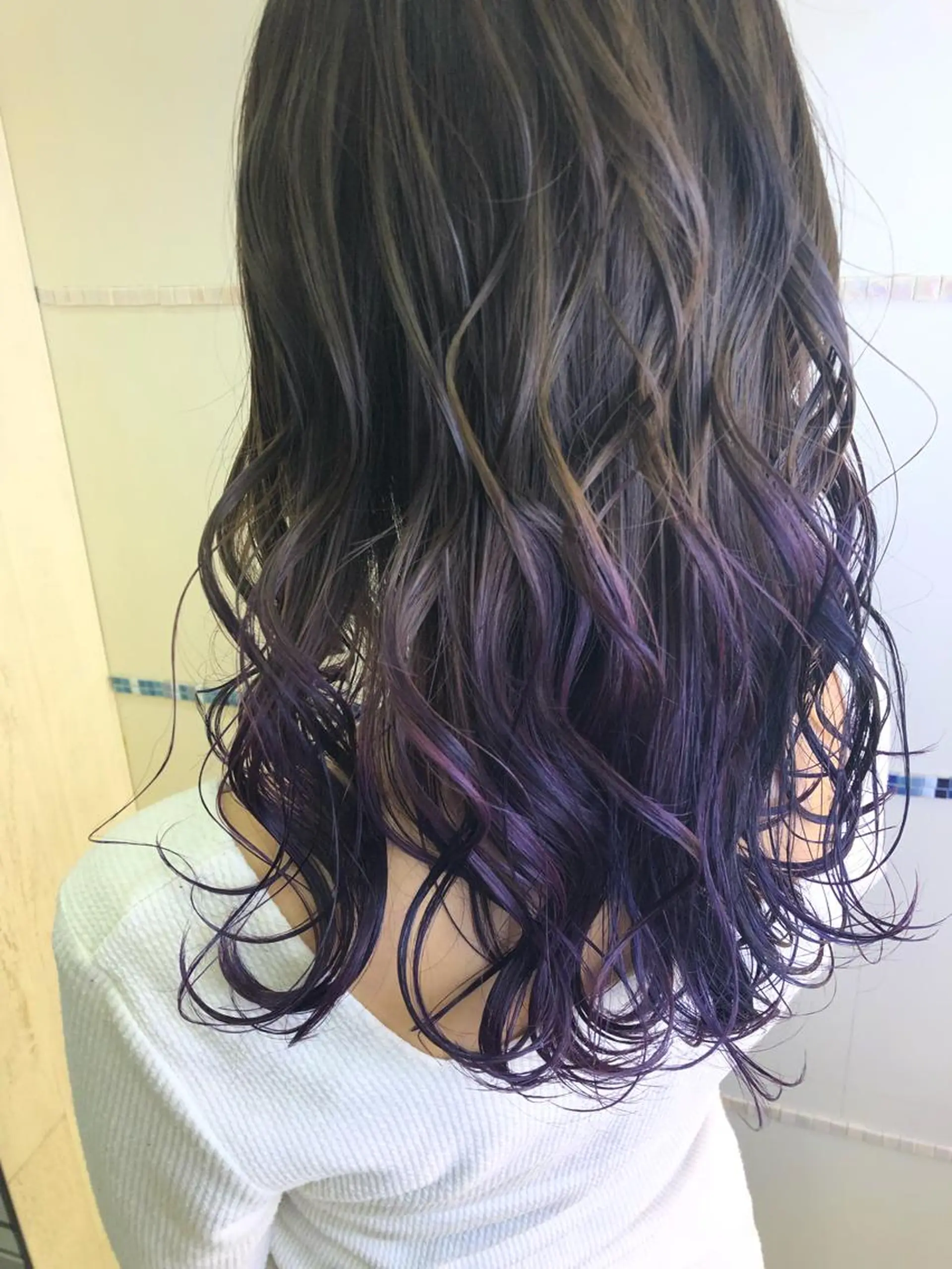 ロング カラー グラデーションカラー パープルカラー カット ヘアカラー トリートメント 髪質改善/美髪矯 正ヤマモトハルキのヘアスタイル