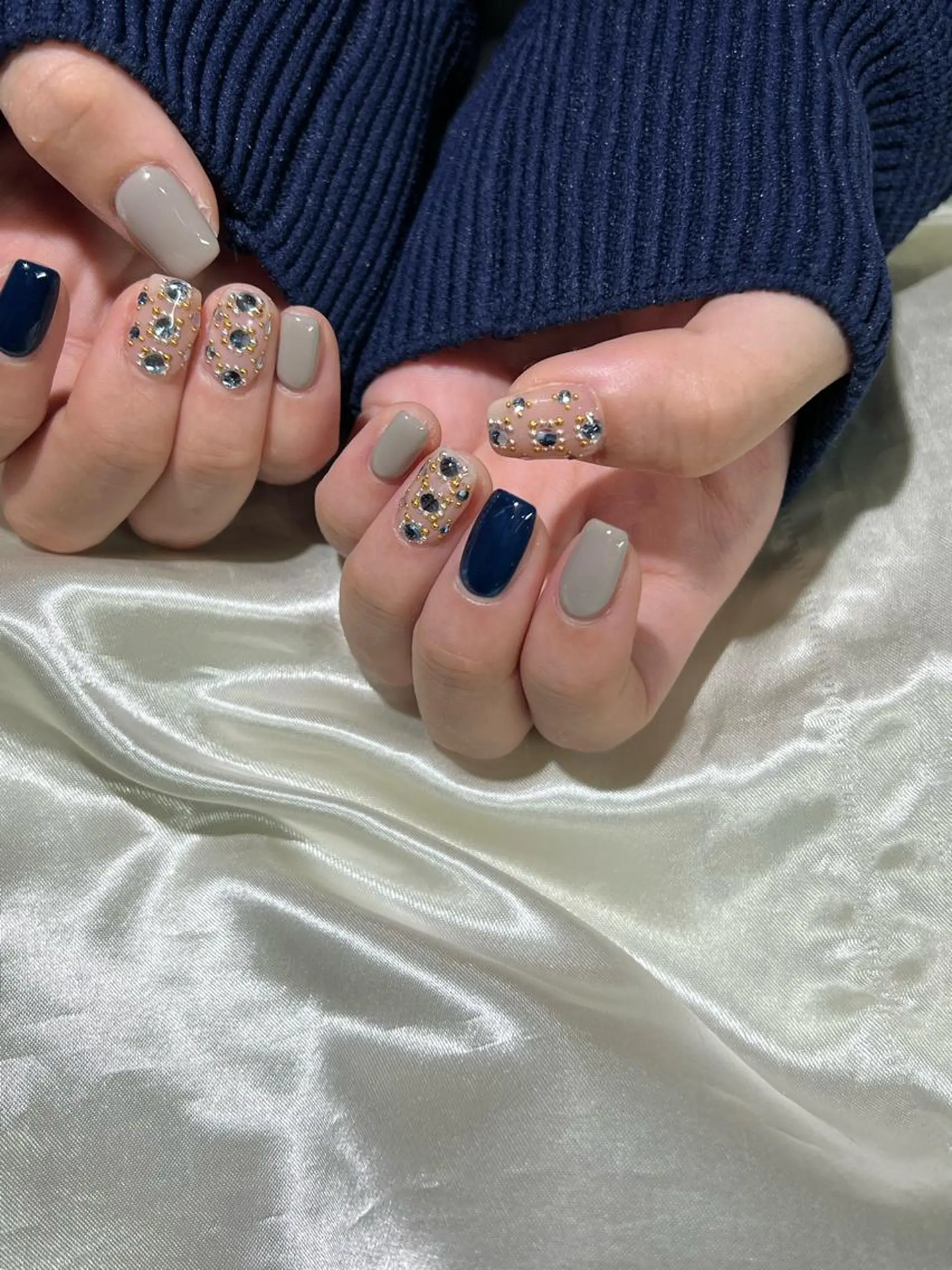 ネイル 持ち込み ニュアンスネイル ストーンネイル ハンドネイル ハンドケア Charme. NOBUKOのネイルデザイン